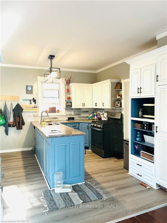 Photo 5 of 213 3RD Avenue, Arran-Elderslie — HOMEH