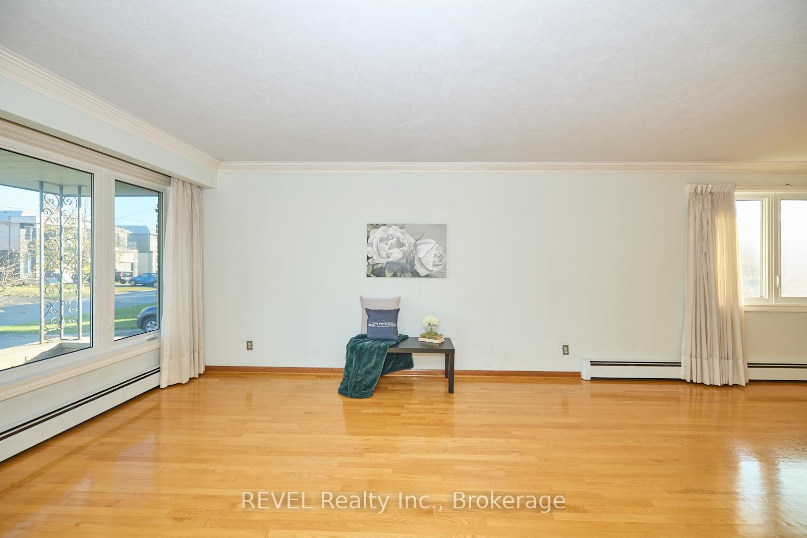 Photo 5 of 170 Iva Street, Welland, Lincoln/Crowland — HOMEH