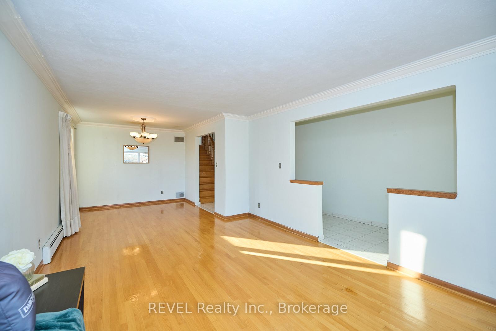 Photo 7 of 170 Iva Street, Welland, Lincoln/Crowland — HOMEH