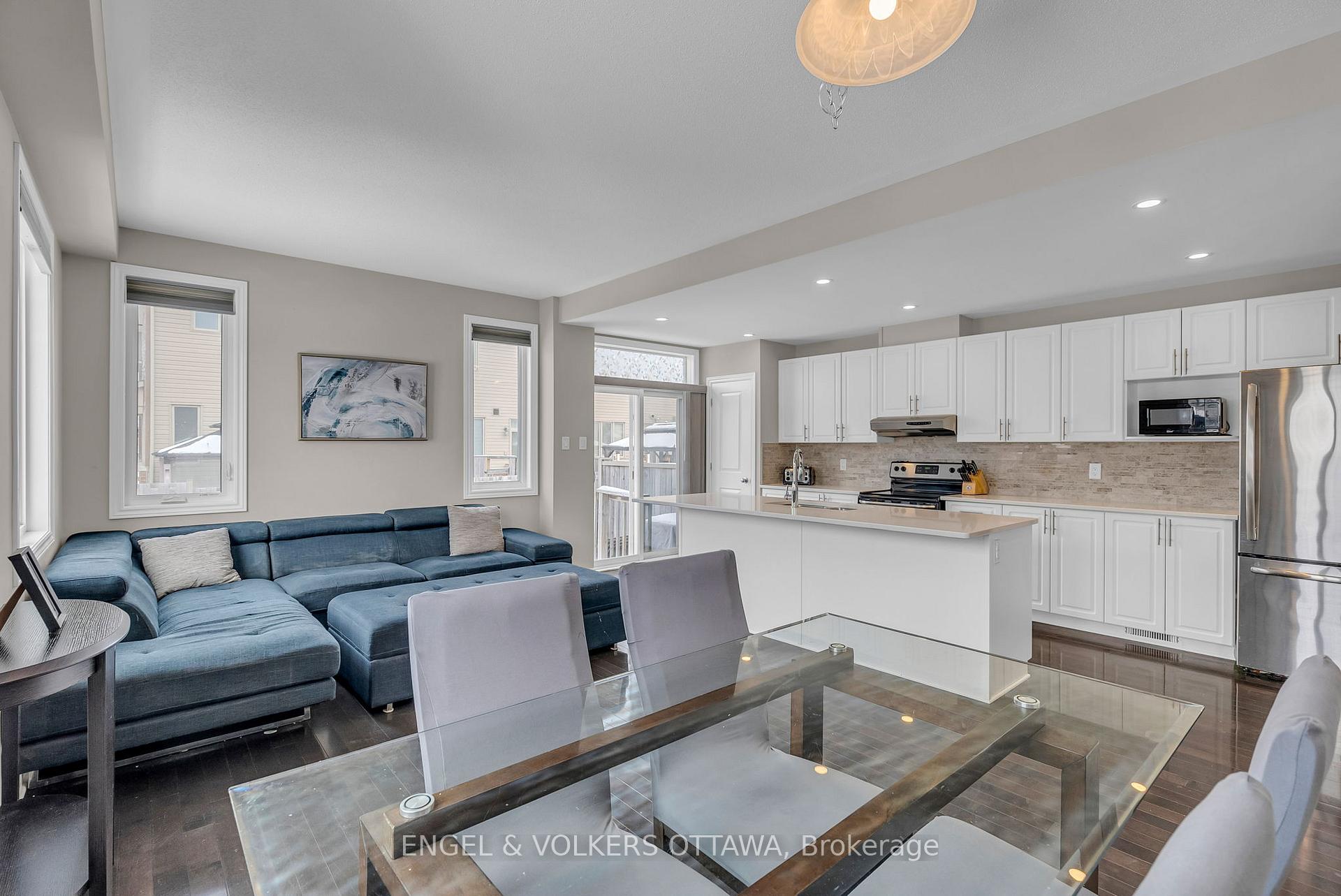 Photo 13 of 123 Yellowcress Way, Ottawa, Avalon West — HOMEH