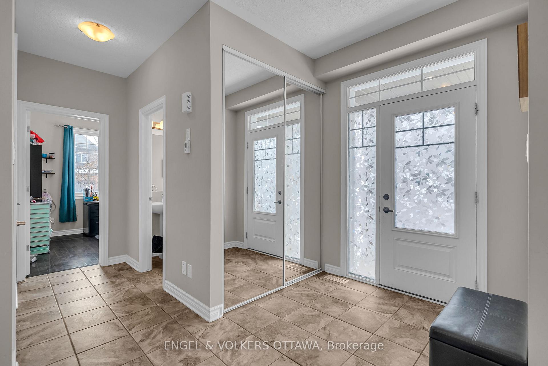 Photo 16 of 123 Yellowcress Way, Ottawa, Avalon West — HOMEH
