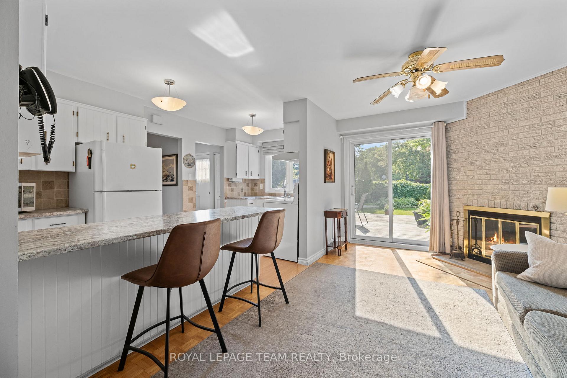 Photo 4 of 2486 Regina Street, Ottawa, Lincoln Heights — HOMEH