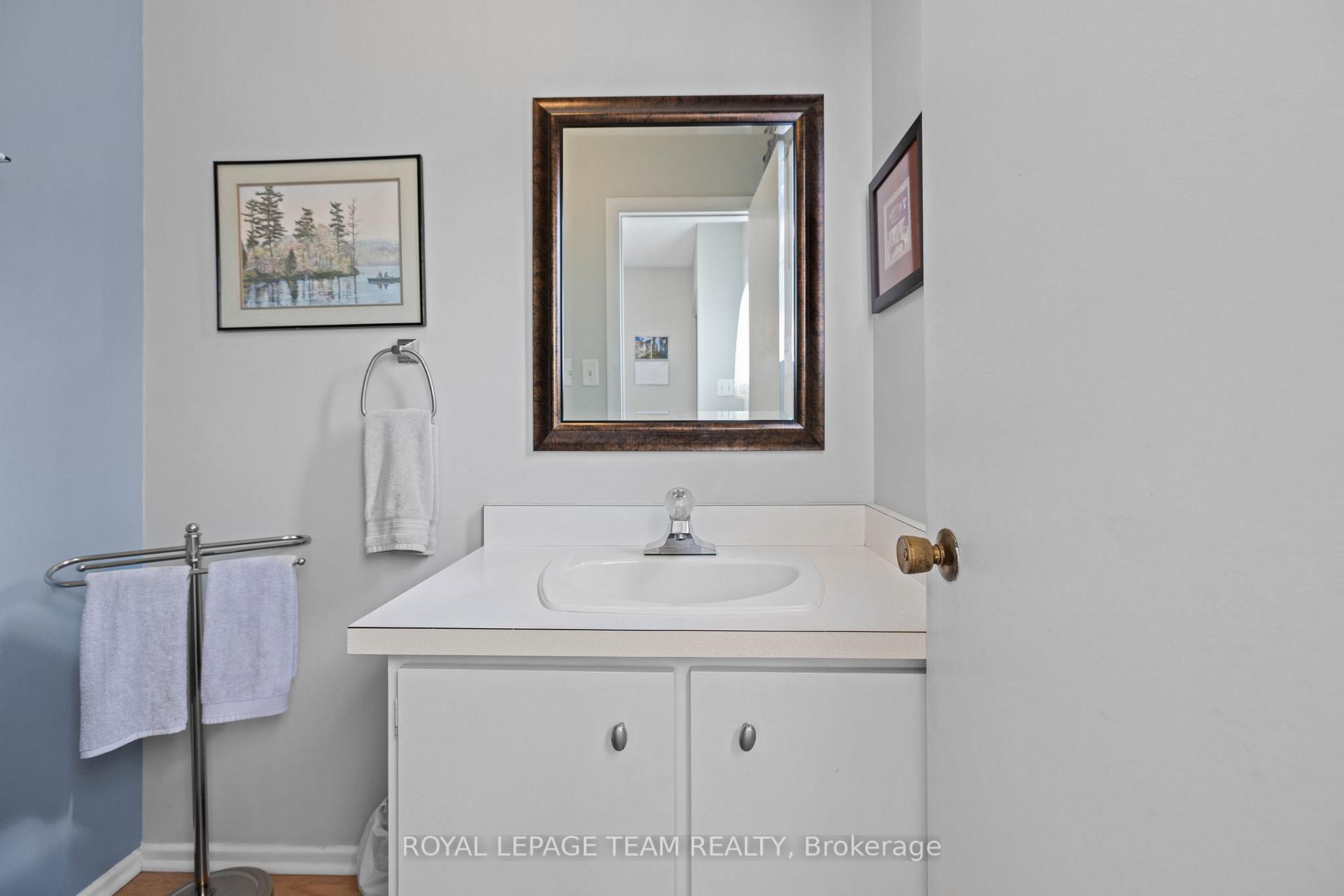 Photo 9 of 2486 Regina Street, Ottawa, Lincoln Heights — HOMEH