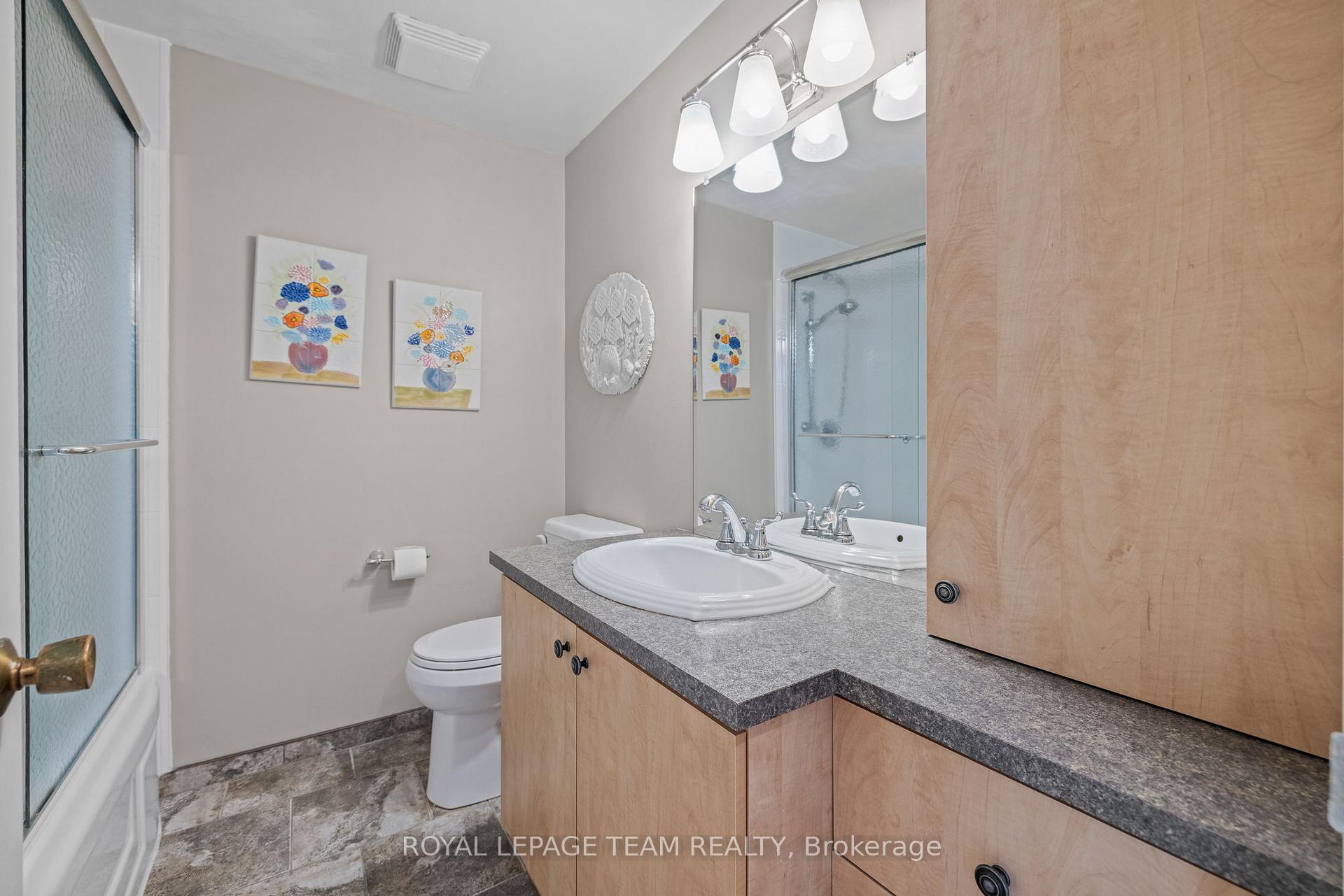 Photo 11 of 2486 Regina Street, Ottawa, Lincoln Heights — HOMEH