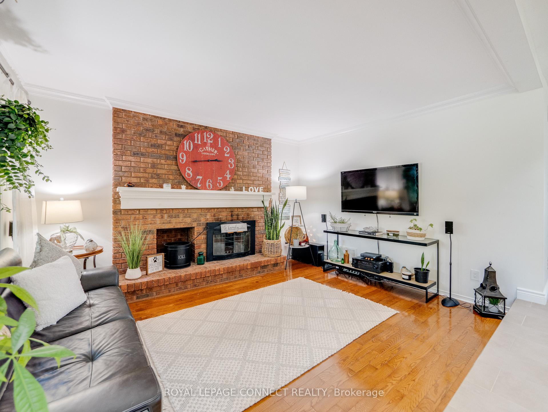 Photo 11 of 1885 New Street, Pickering, Amberlea — HOMEH
