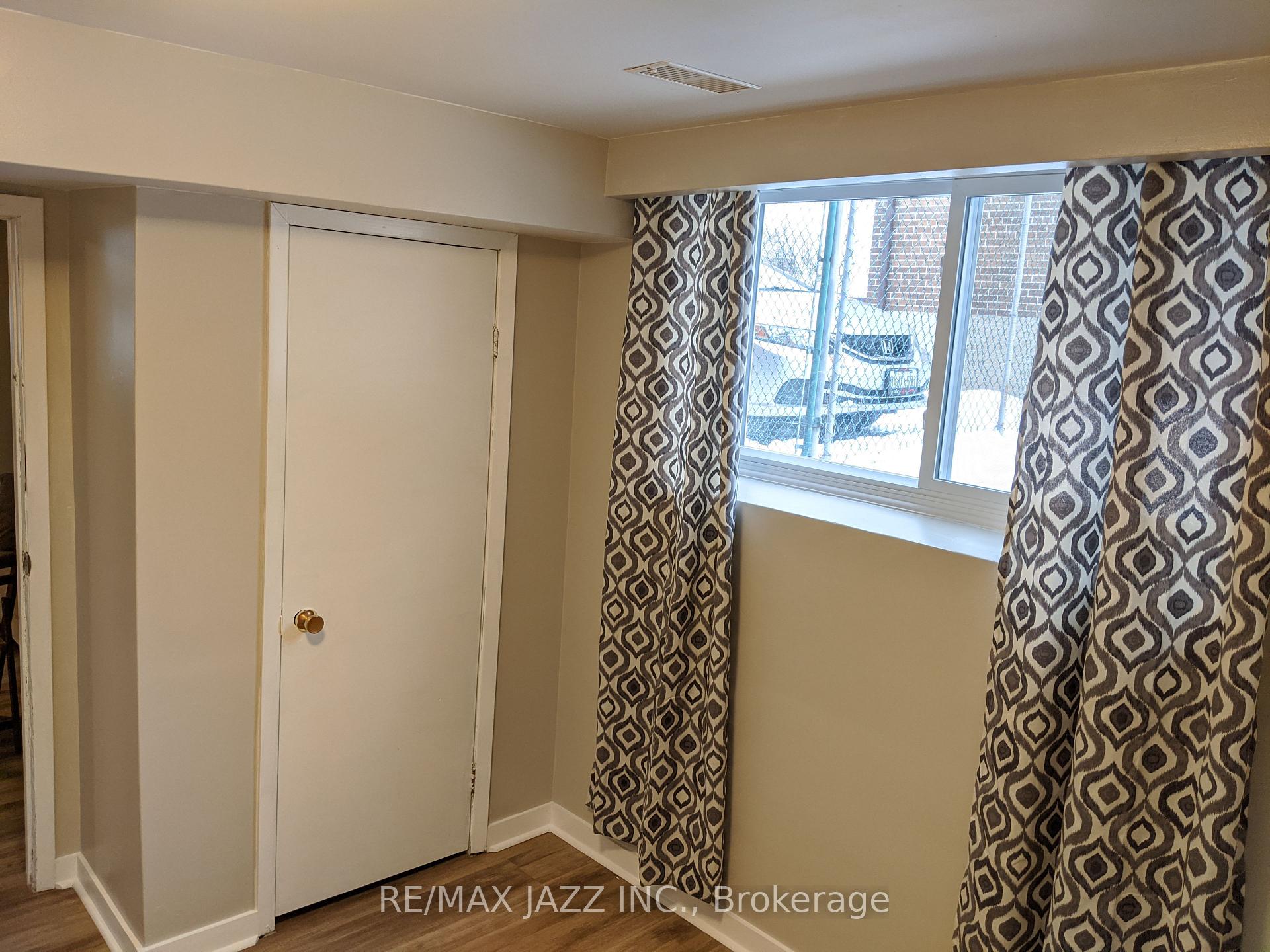 Photo 5 of Unit Lower, 110 Cabot Street, Oshawa, Vanier — HOMEH