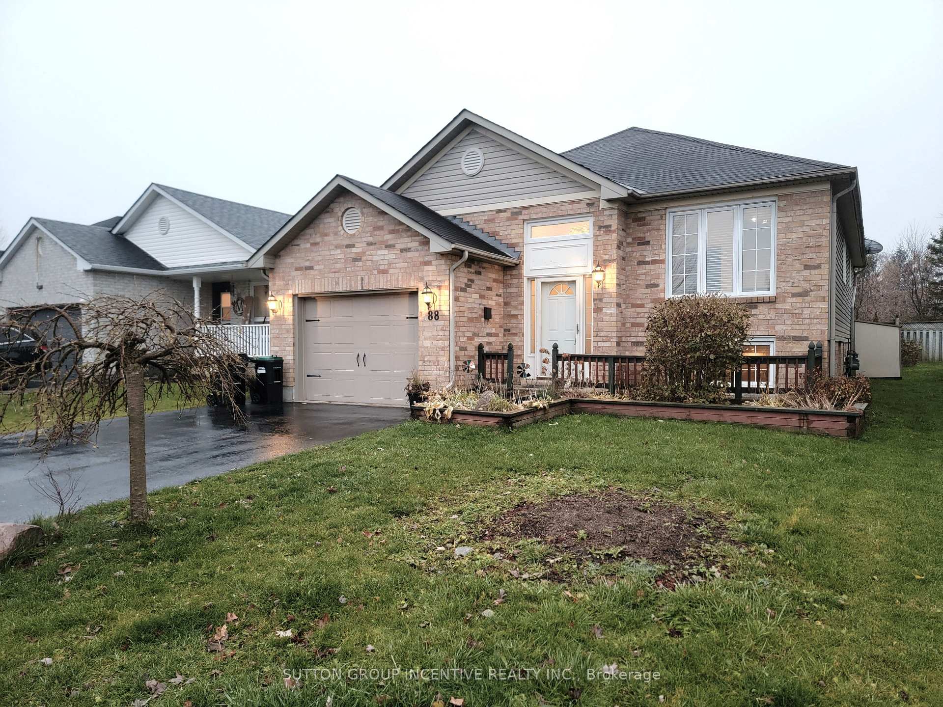 Photo 27 of 88 Leggott Avenue, Barrie, Painswick North — HOMEH