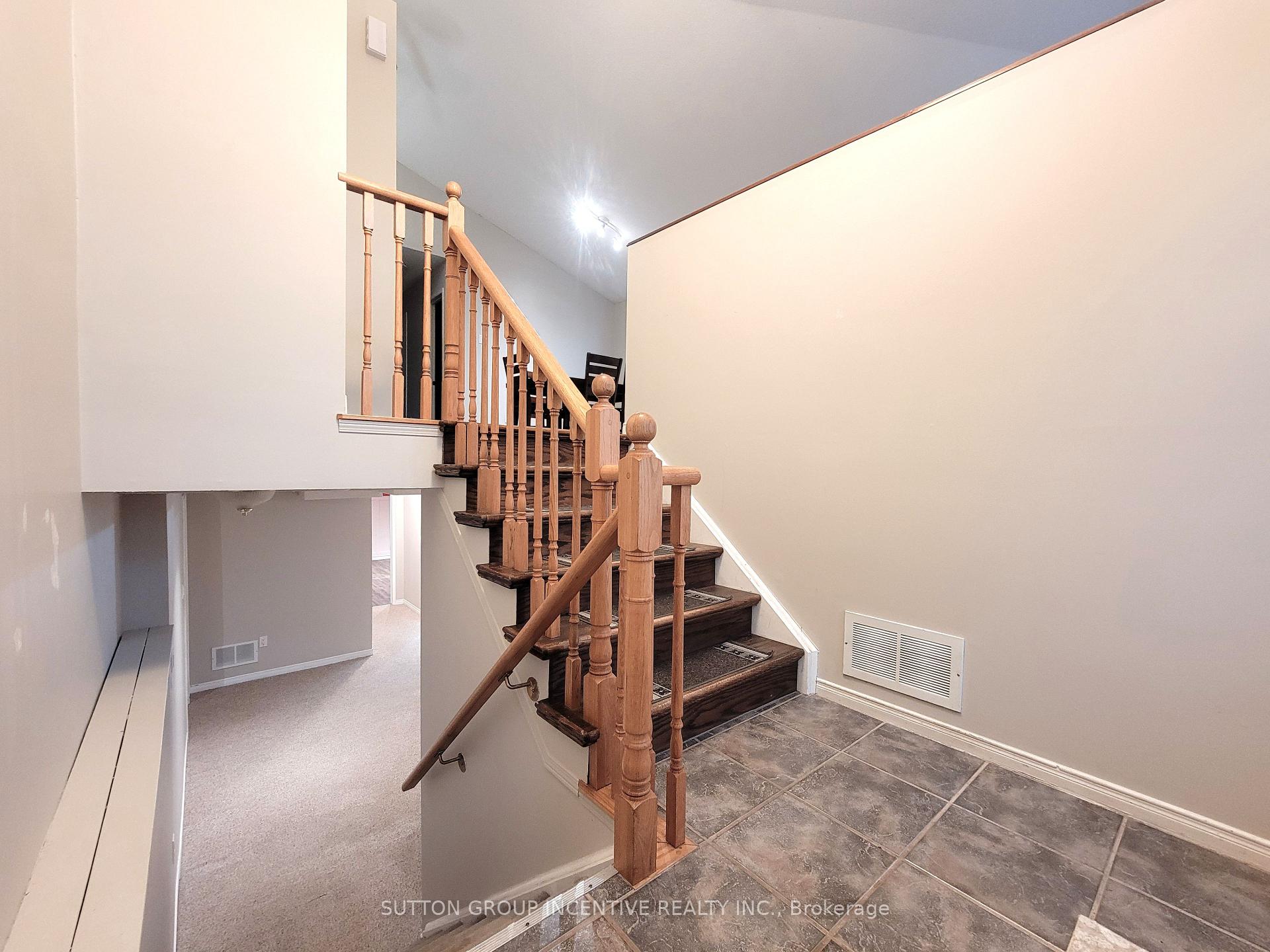 Photo 44 of 88 Leggott Avenue, Barrie, Painswick North — HOMEH