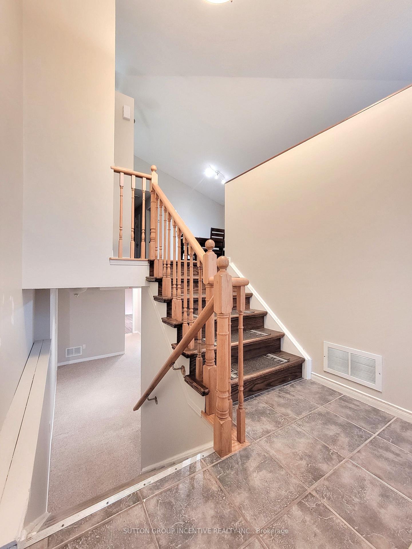 Photo 25 of 88 Leggott Avenue, Barrie, Painswick North — HOMEH