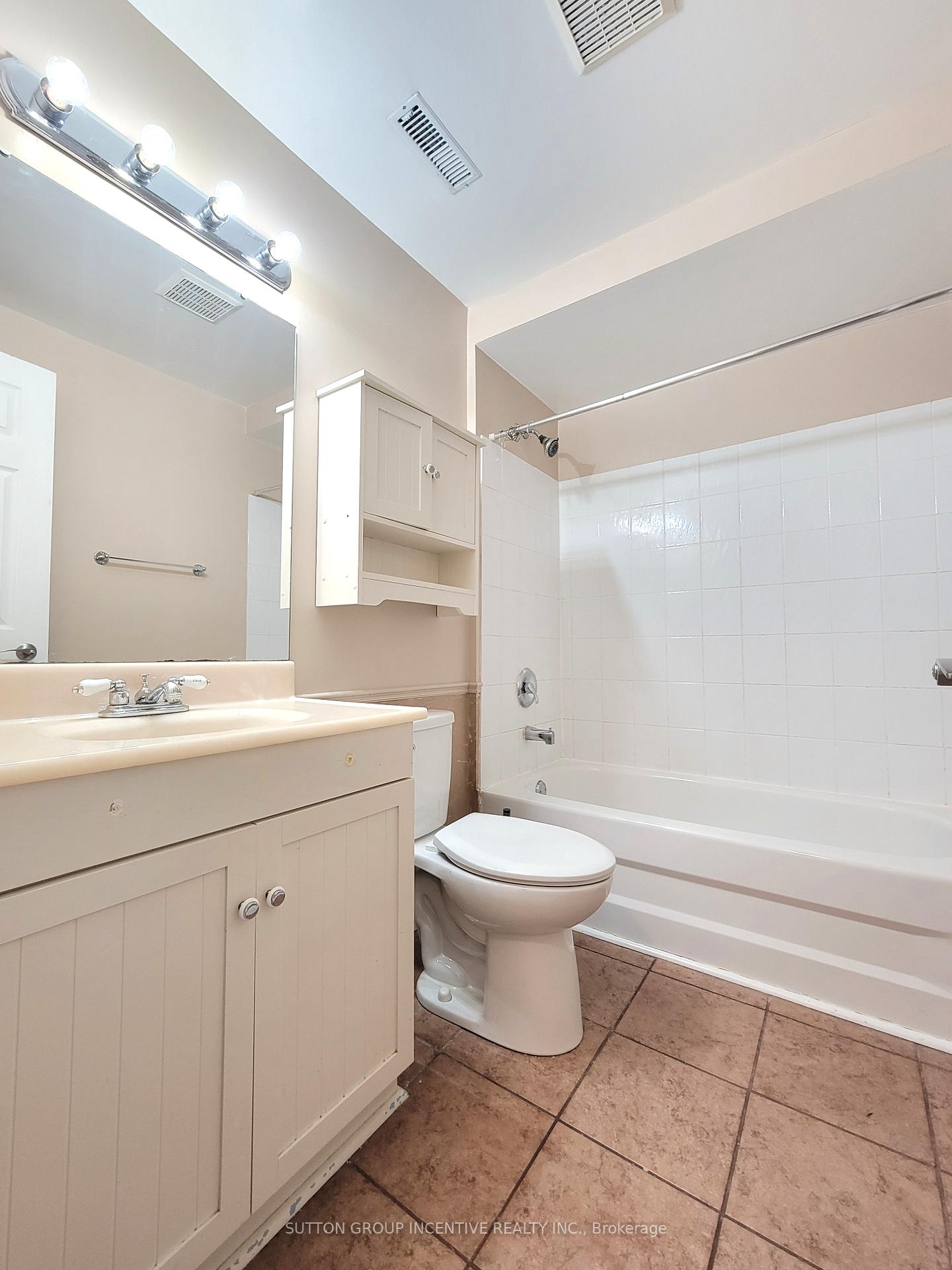 Photo 31 of 88 Leggott Avenue, Barrie, Painswick North — HOMEH