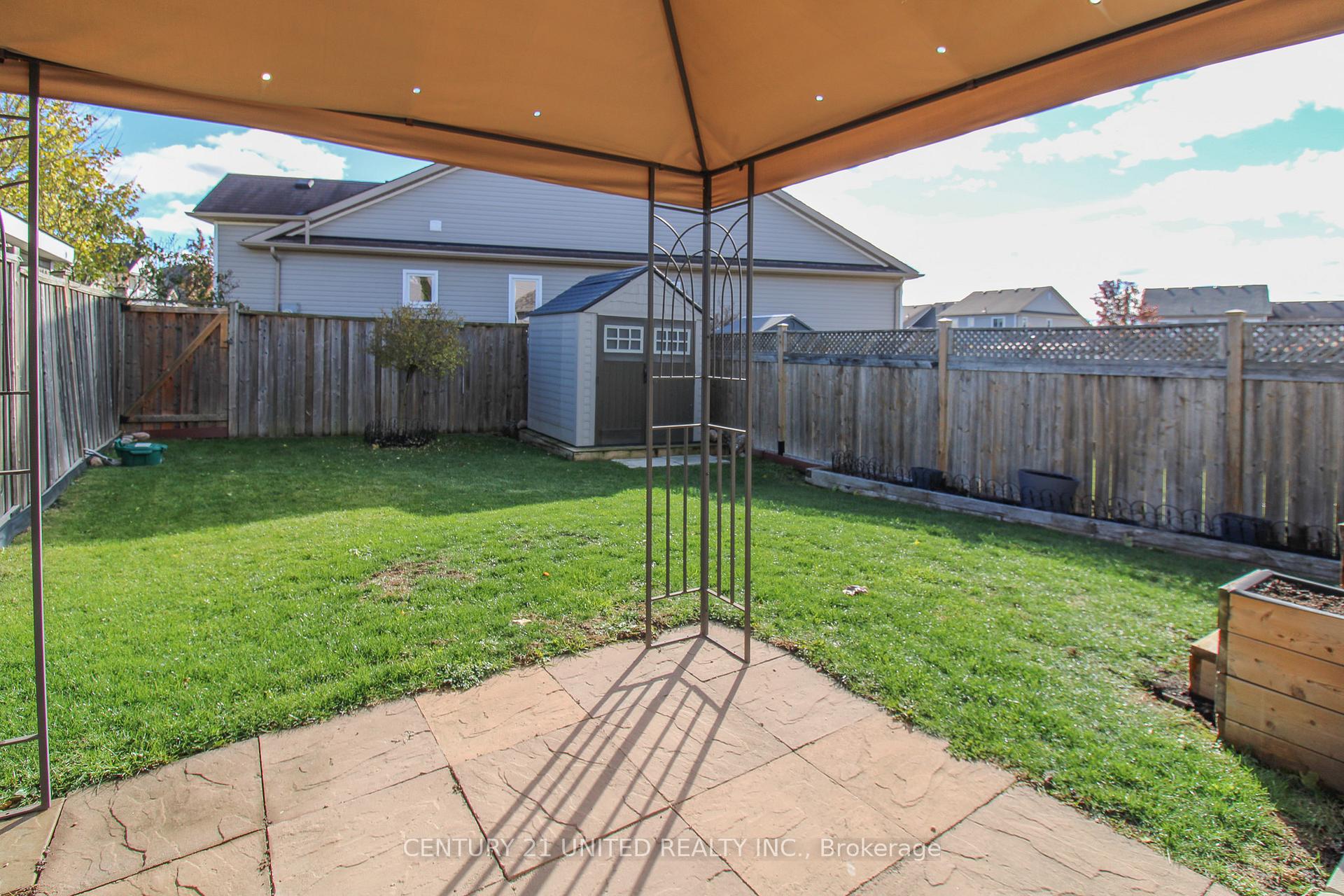 Photo 4 of 1356 Ireland Drive, Peterborough, Monaghan Ward 2 — HOMEH
