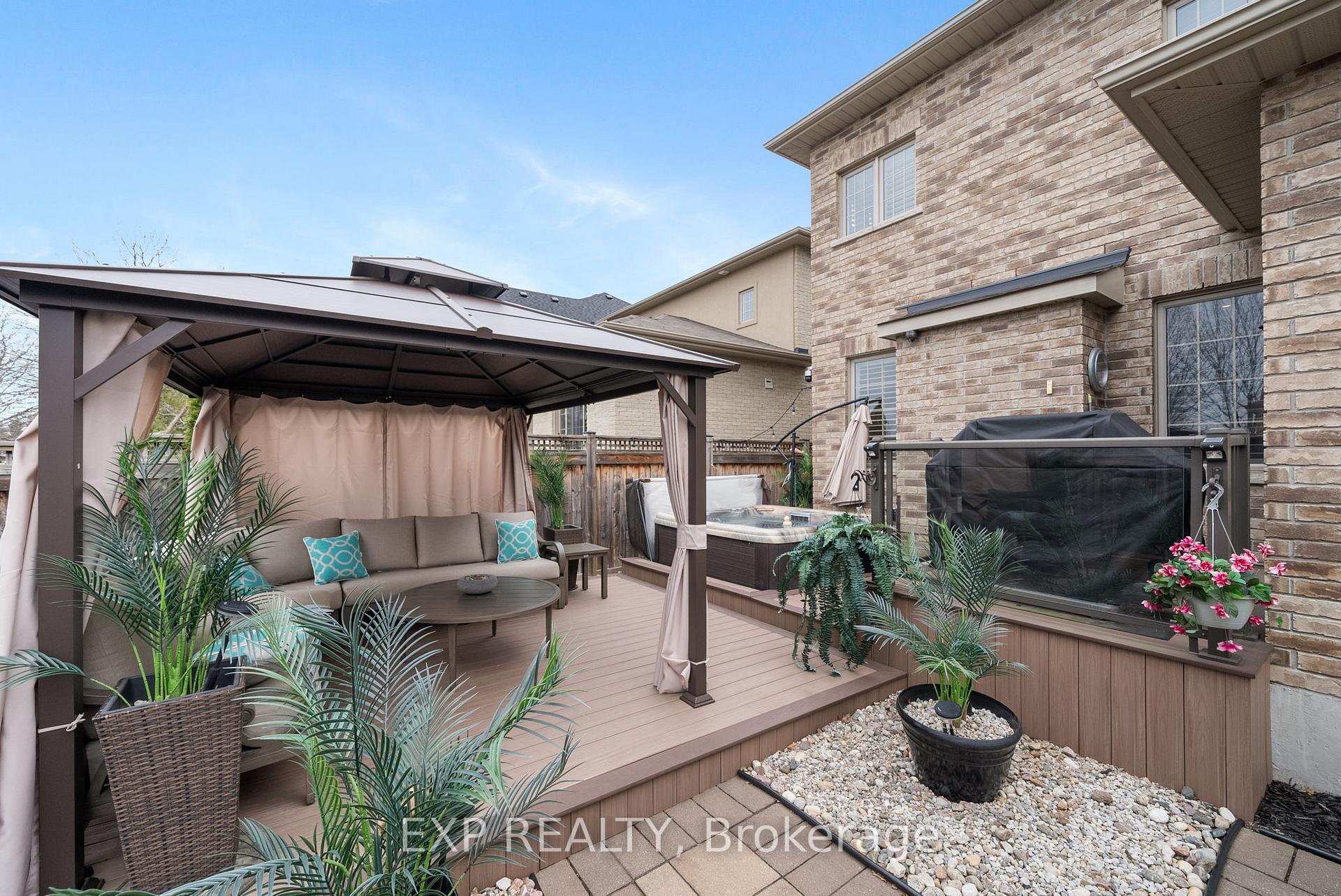 Photo 34 of 20 Serene Court, Whitby, Rolling Acres — HOMEH