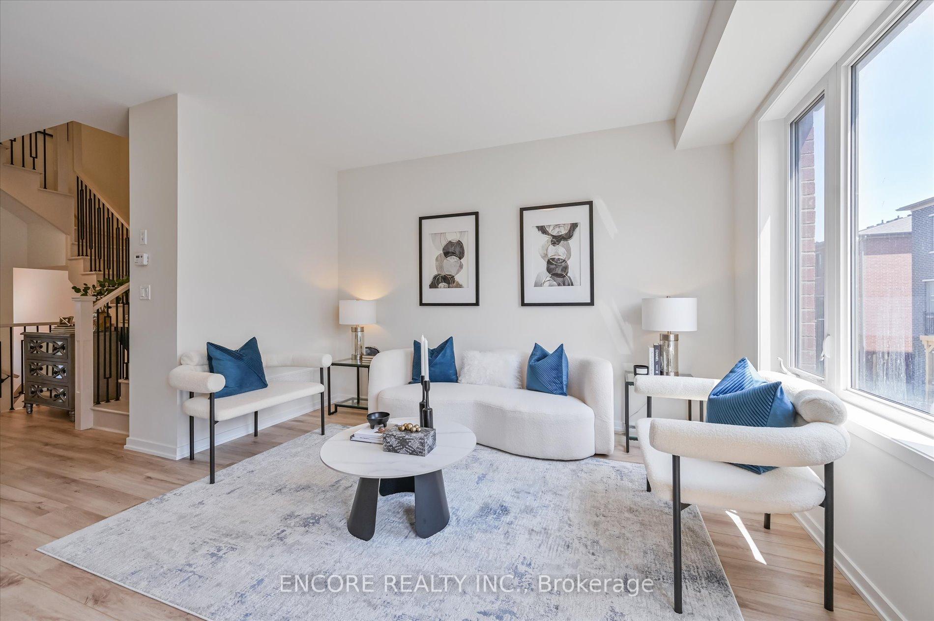 Photo 6 of 41 Aberfoyle Street, Vaughan, Patterson — HOMEH