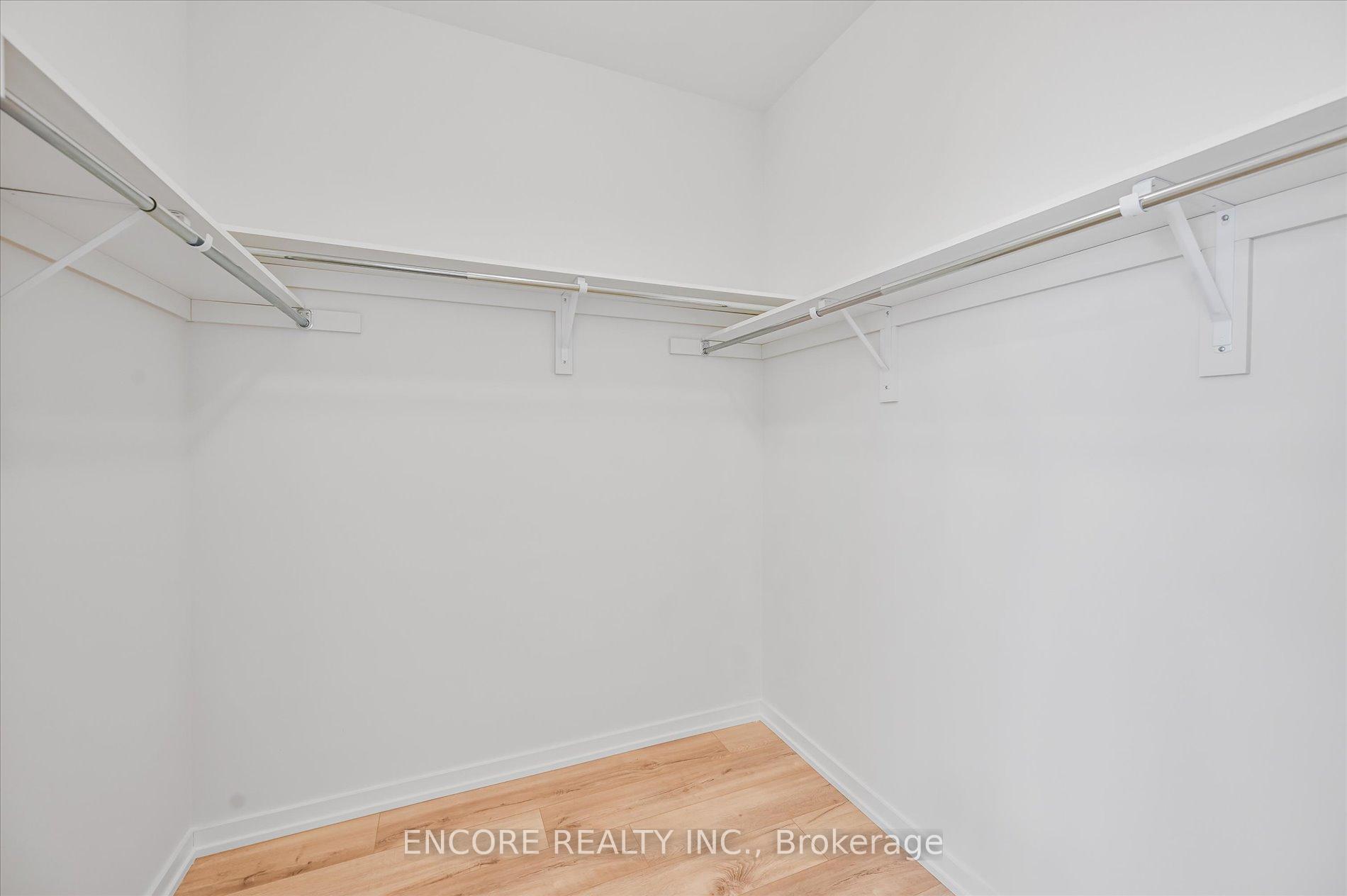 Photo 23 of 41 Aberfoyle Street, Vaughan, Patterson — HOMEH