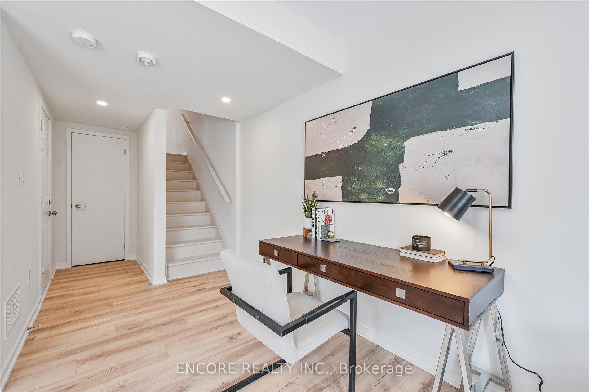 Photo 31 of 41 Aberfoyle Street, Vaughan, Patterson — HOMEH