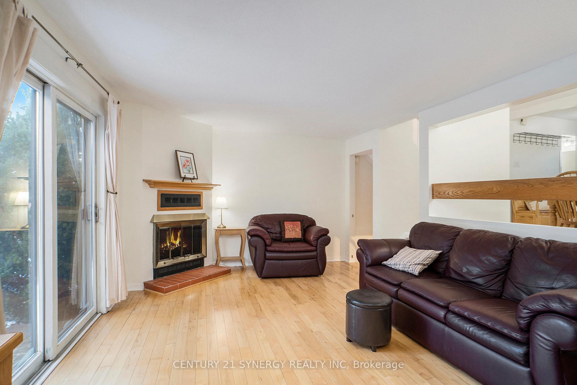 Photo 13 of 282 Wayside Court, Ottawa, Queenswood Heights South — HOMEH