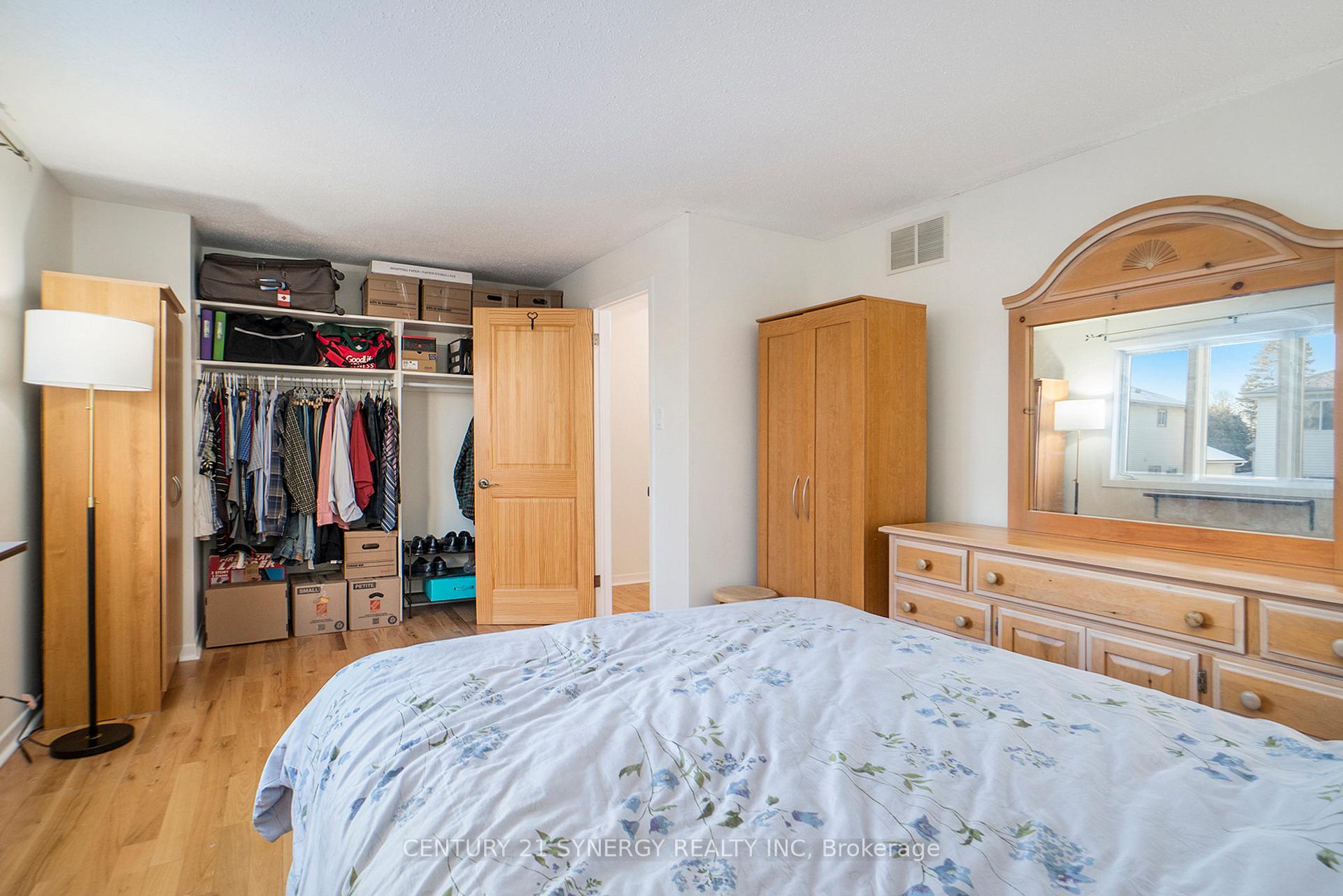 Photo 24 of 282 Wayside Court, Ottawa, Queenswood Heights South — HOMEH