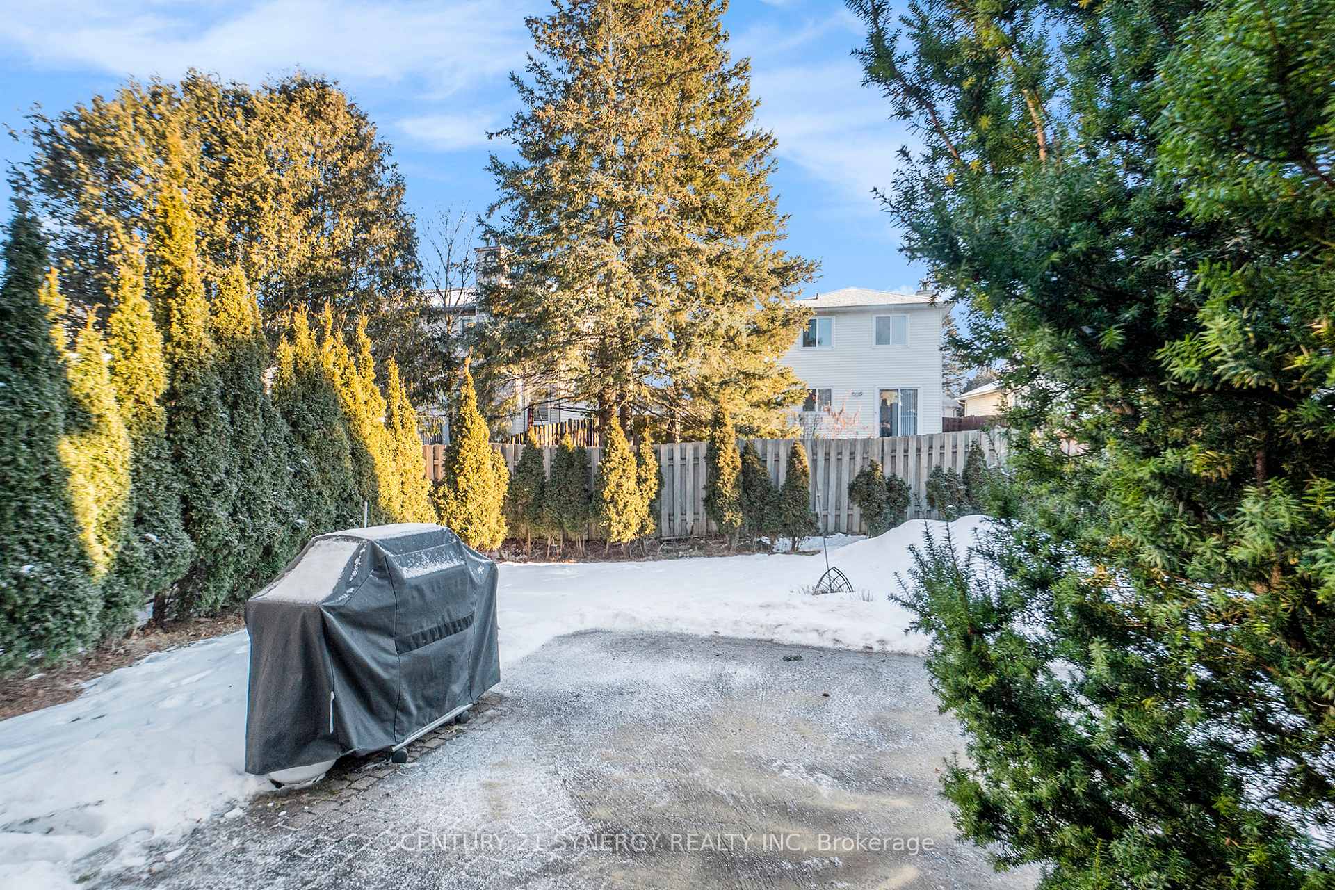 Photo 33 of 282 Wayside Court, Ottawa, Queenswood Heights South — HOMEH