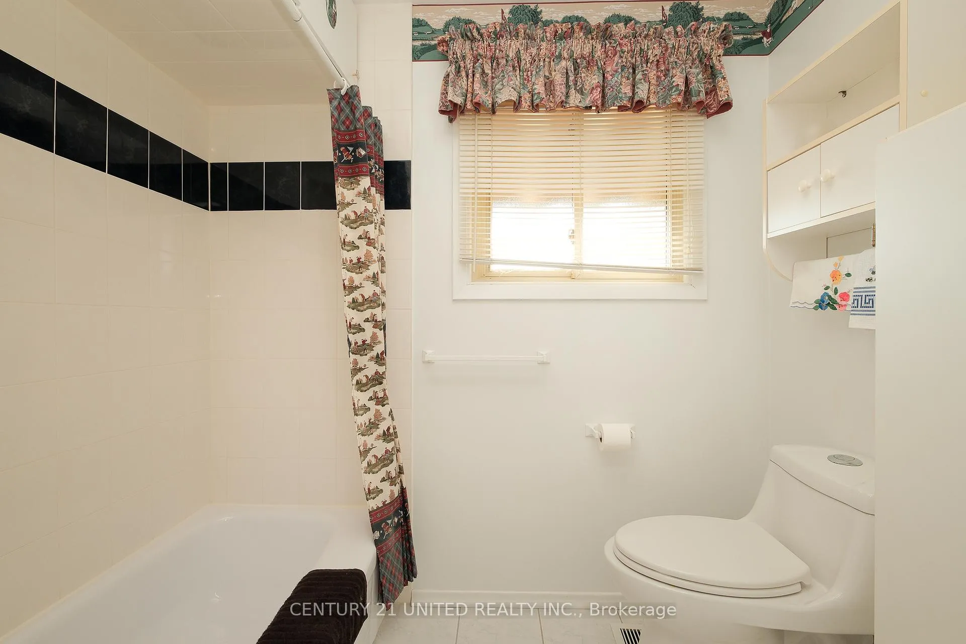 Photo 25 of 788 Cumberland Avenue, Peterborough, Northcrest Ward 5 — HOMEH