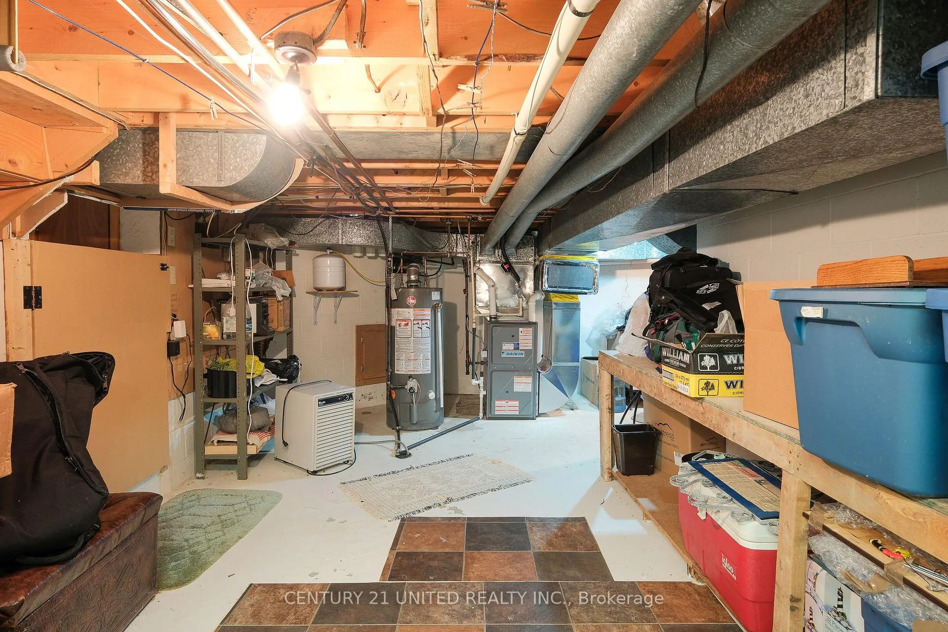 Photo 39 of 788 Cumberland Avenue, Peterborough, Northcrest Ward 5 — HOMEH