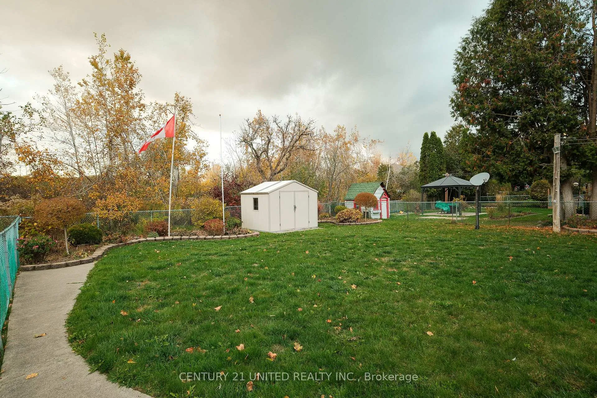 Photo 49 of 788 Cumberland Avenue, Peterborough, Northcrest Ward 5 — HOMEH