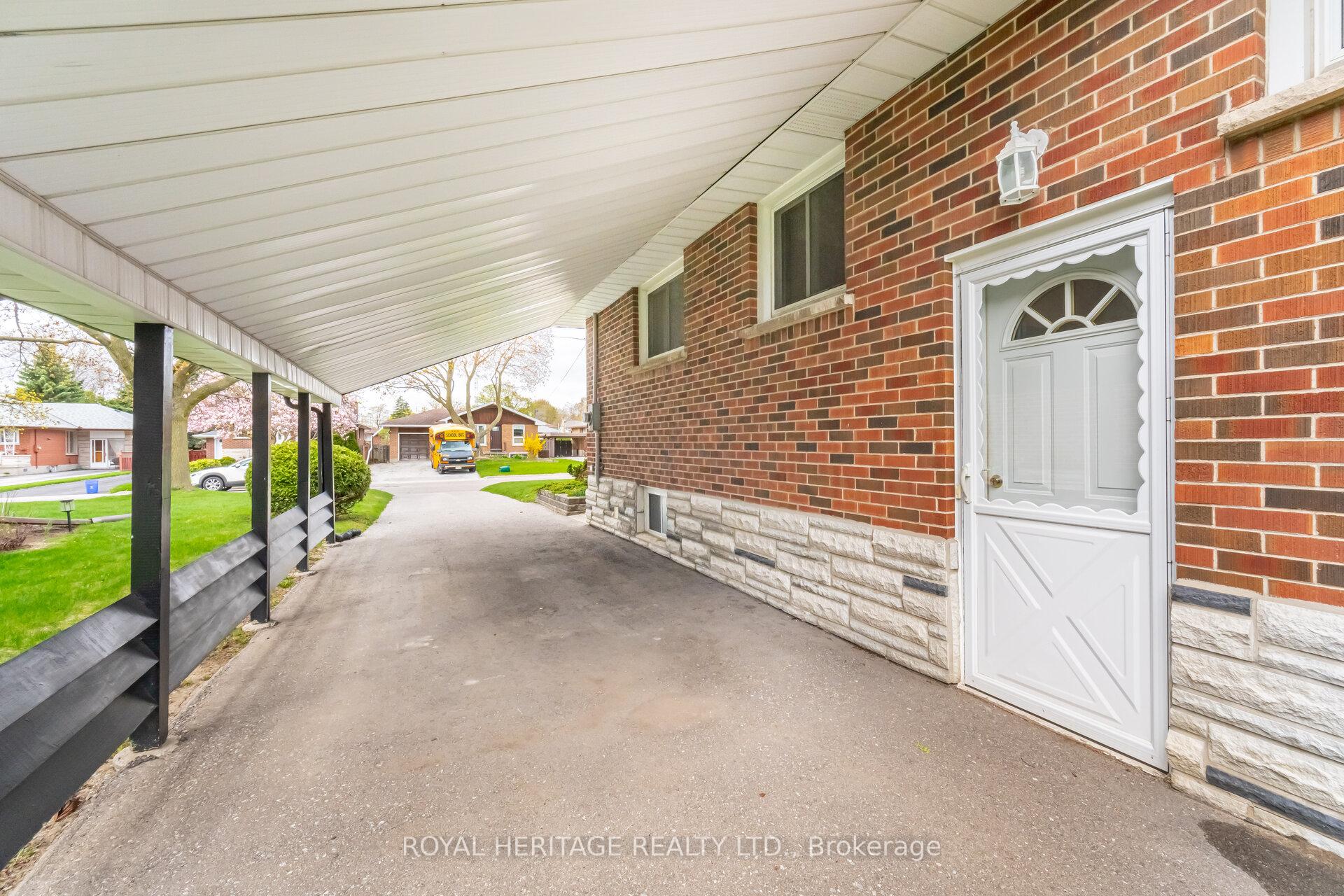 Photo 15 of 439 Rosmere Street, Oshawa, McLaughlin — HOMEH