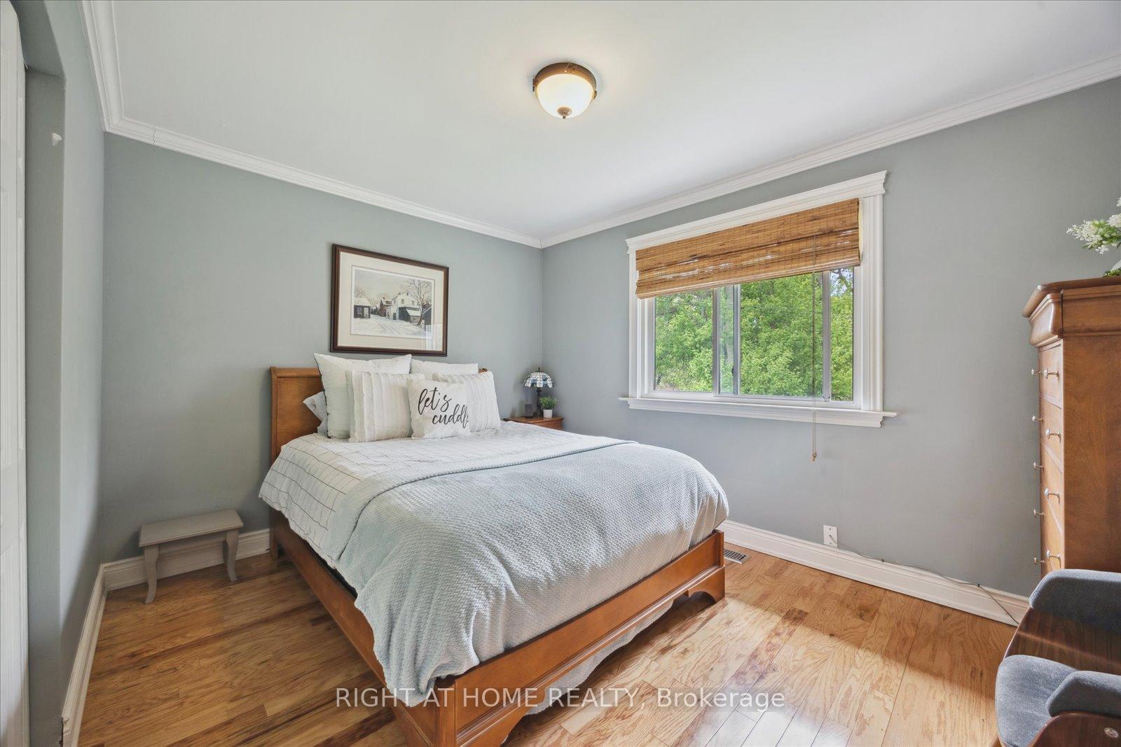 Photo 19 of 154 Lupin Drive, Whitby, Downtown Whitby — HOMEH