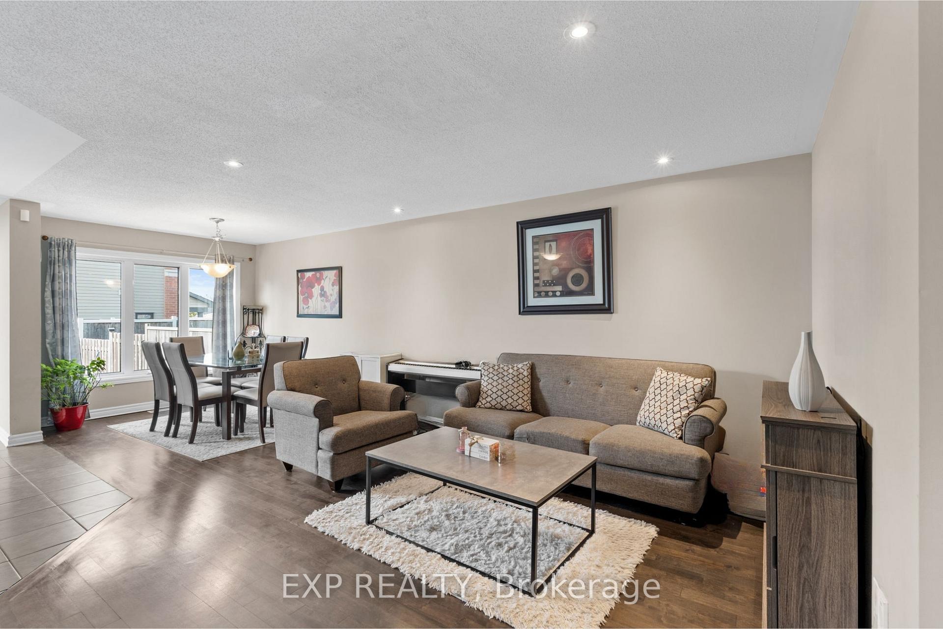 Photo 8 of 169 Lerta Way, Ottawa, Avalon West — HOMEH
