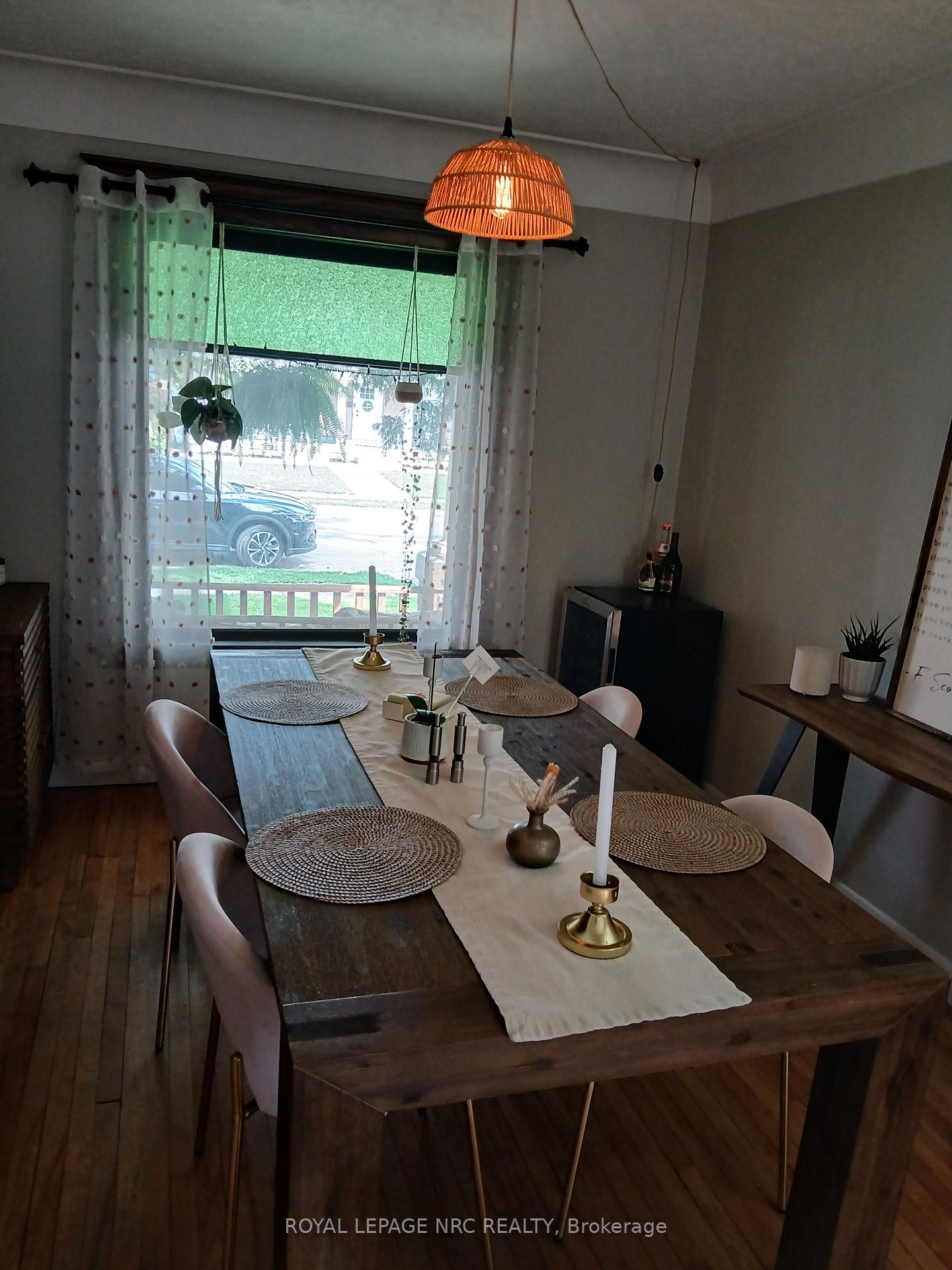 Photo 2 of 71 Albert Street, Welland, Welland Downtown — HOMEH