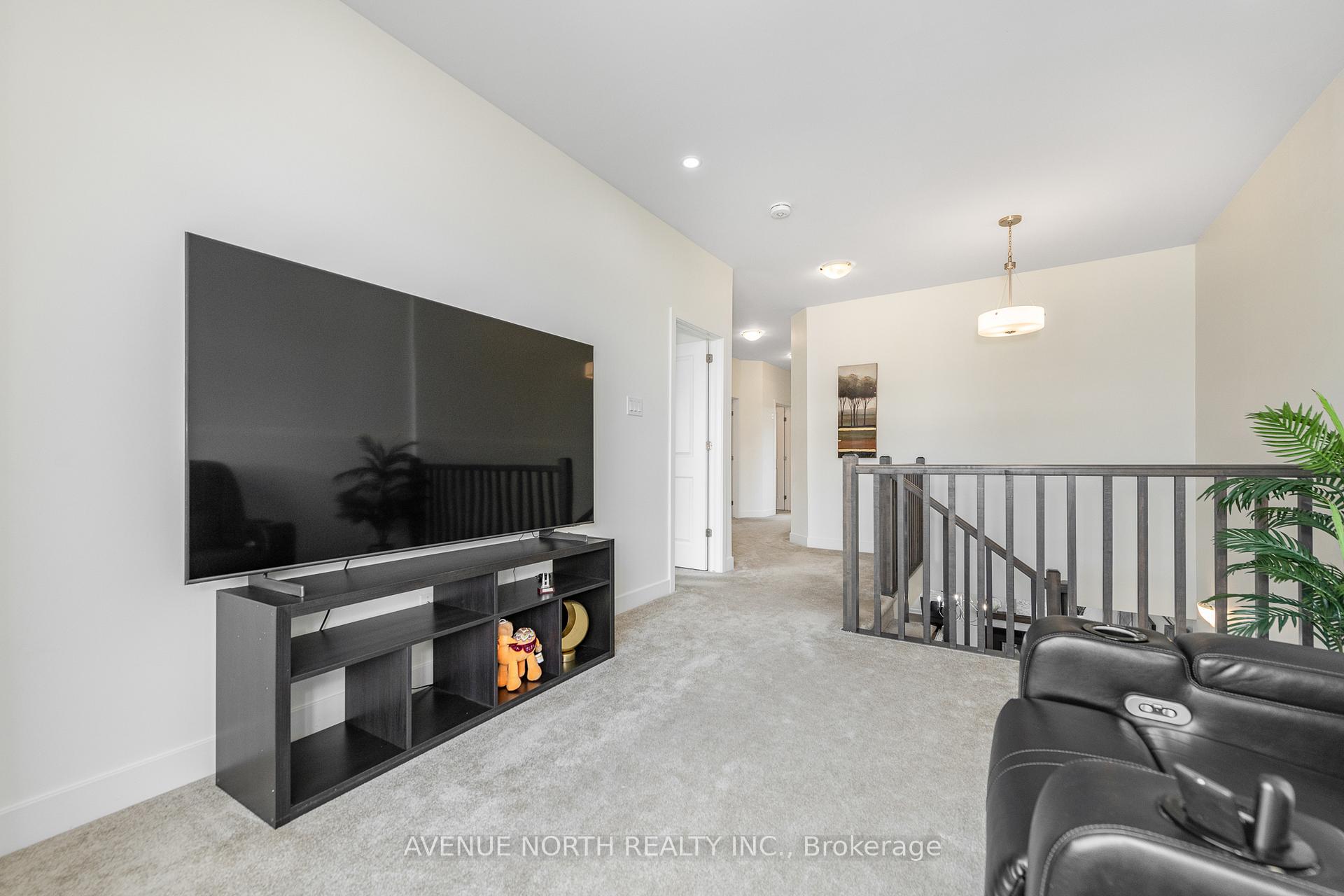 Photo 16 of 219 Zinnia Way, Ottawa, Riverside South/Gloucester Glen — HOMEH
