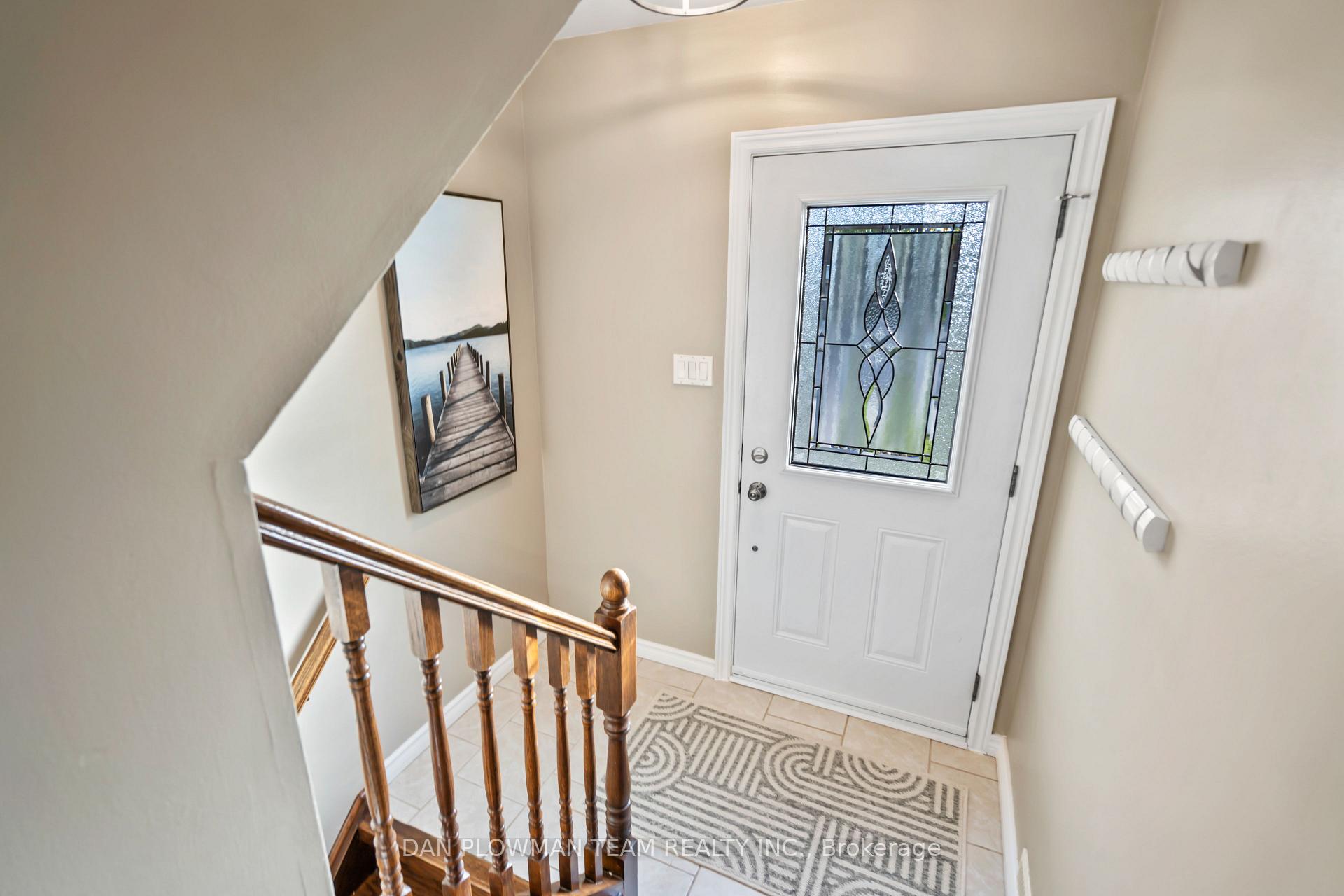 Photo 4 of 21 Harper Court, Whitby, Lynde Creek — HOMEH