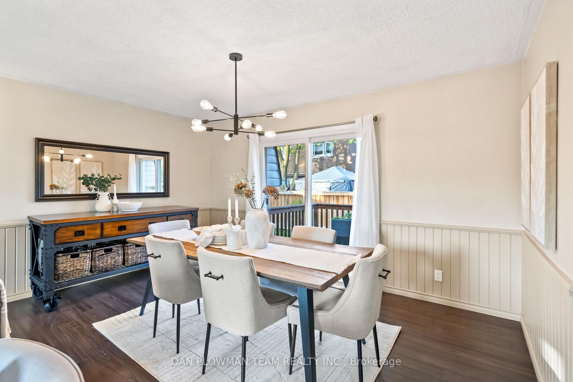 Photo 12 of 21 Harper Court, Whitby, Lynde Creek — HOMEH