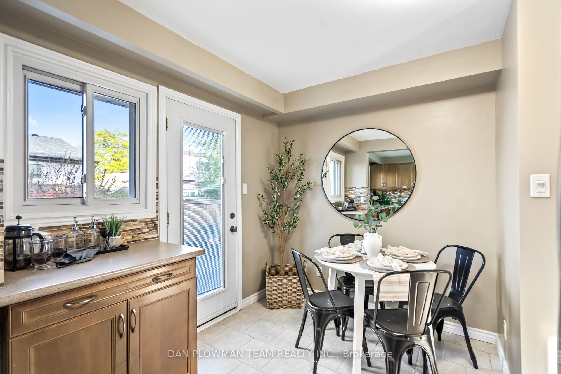 Photo 17 of 21 Harper Court, Whitby, Lynde Creek — HOMEH