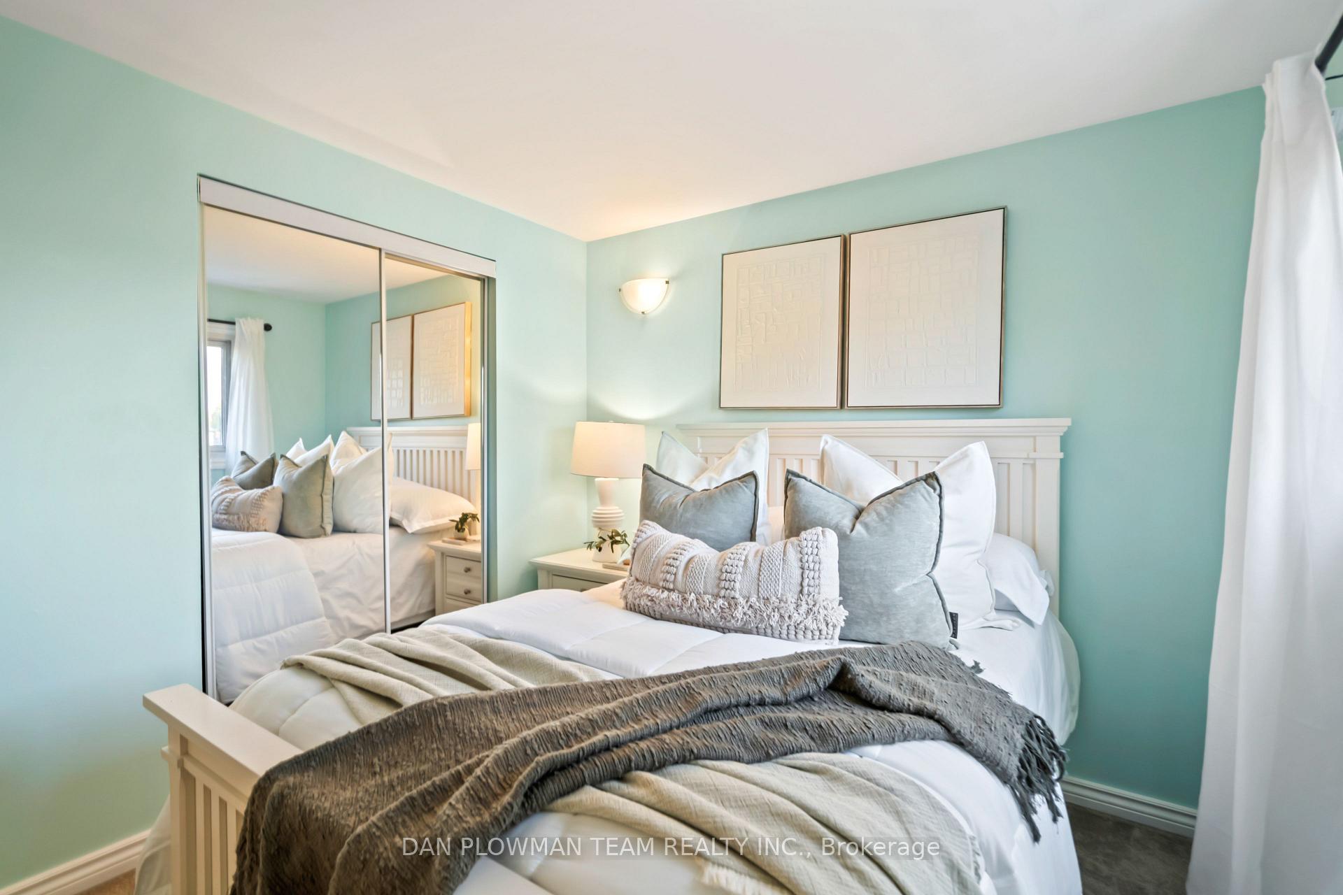 Photo 24 of 21 Harper Court, Whitby, Lynde Creek — HOMEH