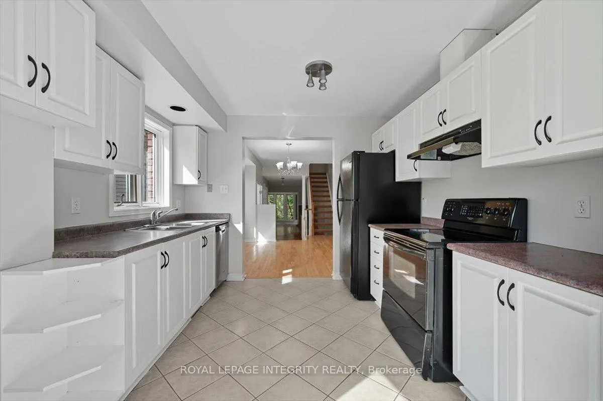 Photo 11 of Unit 4, 2949 Richmond Road, Ottawa, Britannia Heights — HOMEH