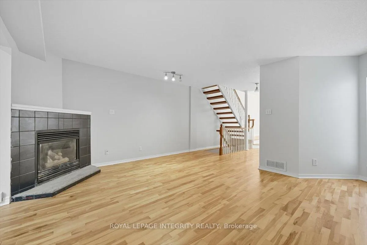 Photo 15 of Unit 4, 2949 Richmond Road, Ottawa, Britannia Heights — HOMEH