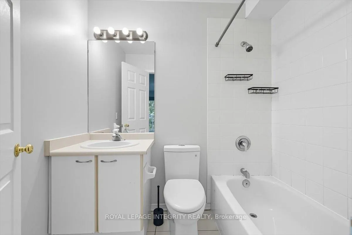 Photo 21 of Unit 4, 2949 Richmond Road, Ottawa, Britannia Heights — HOMEH