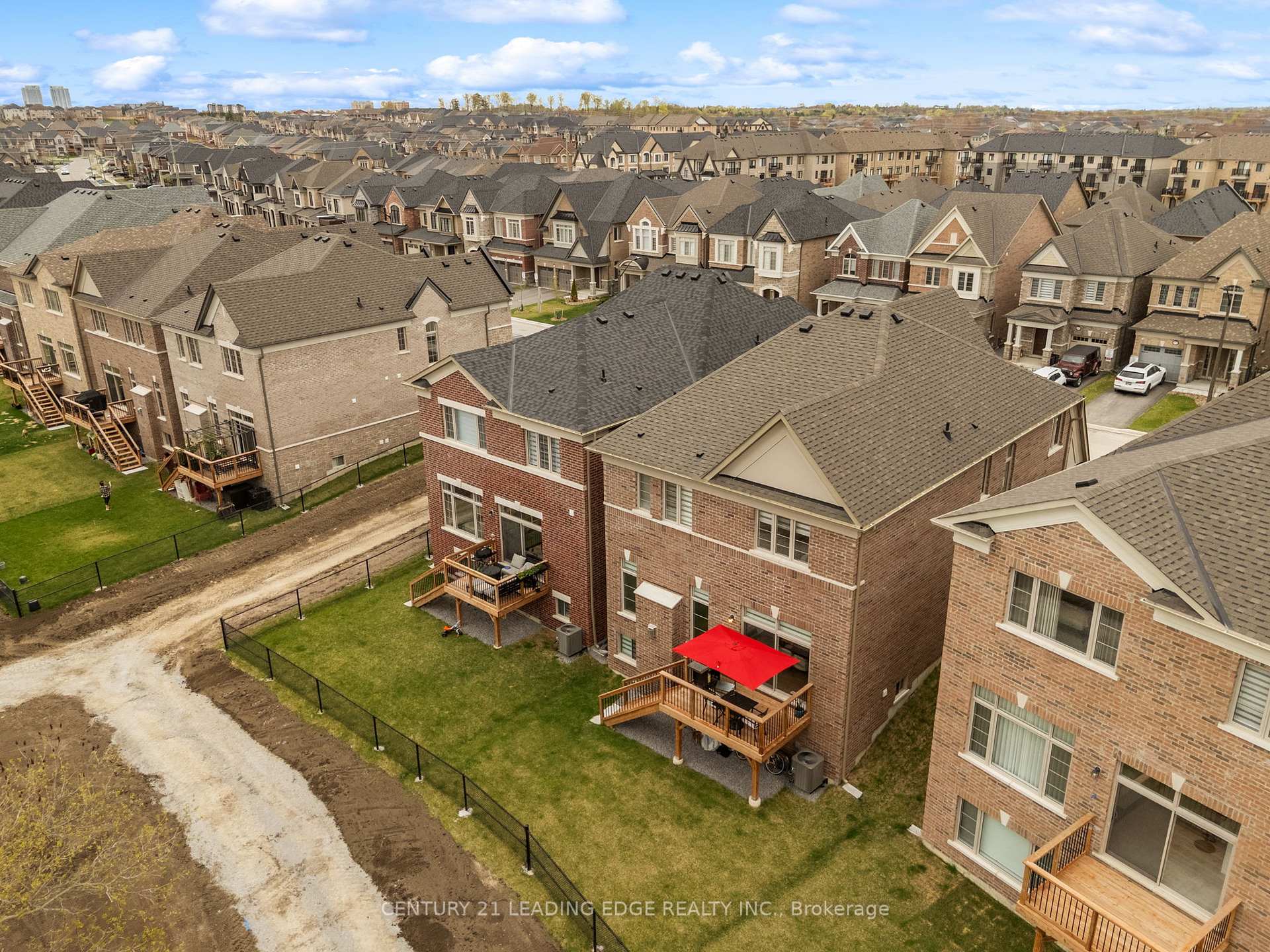 Photo 45 of 89 Deer Ridge Crescent, Whitby, Rural Whitby — HOMEH