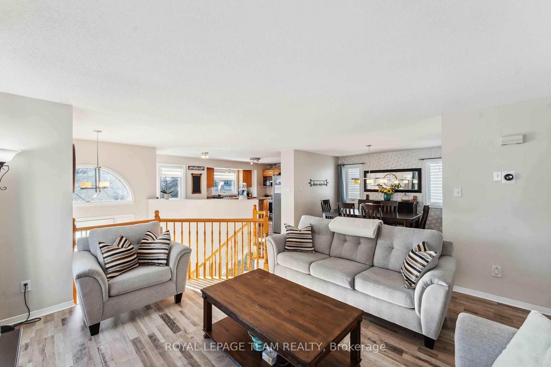 Photo 8 of 1474 Lisbon Street, Ottawa, Fallingbrook/Pineridge — HOMEH