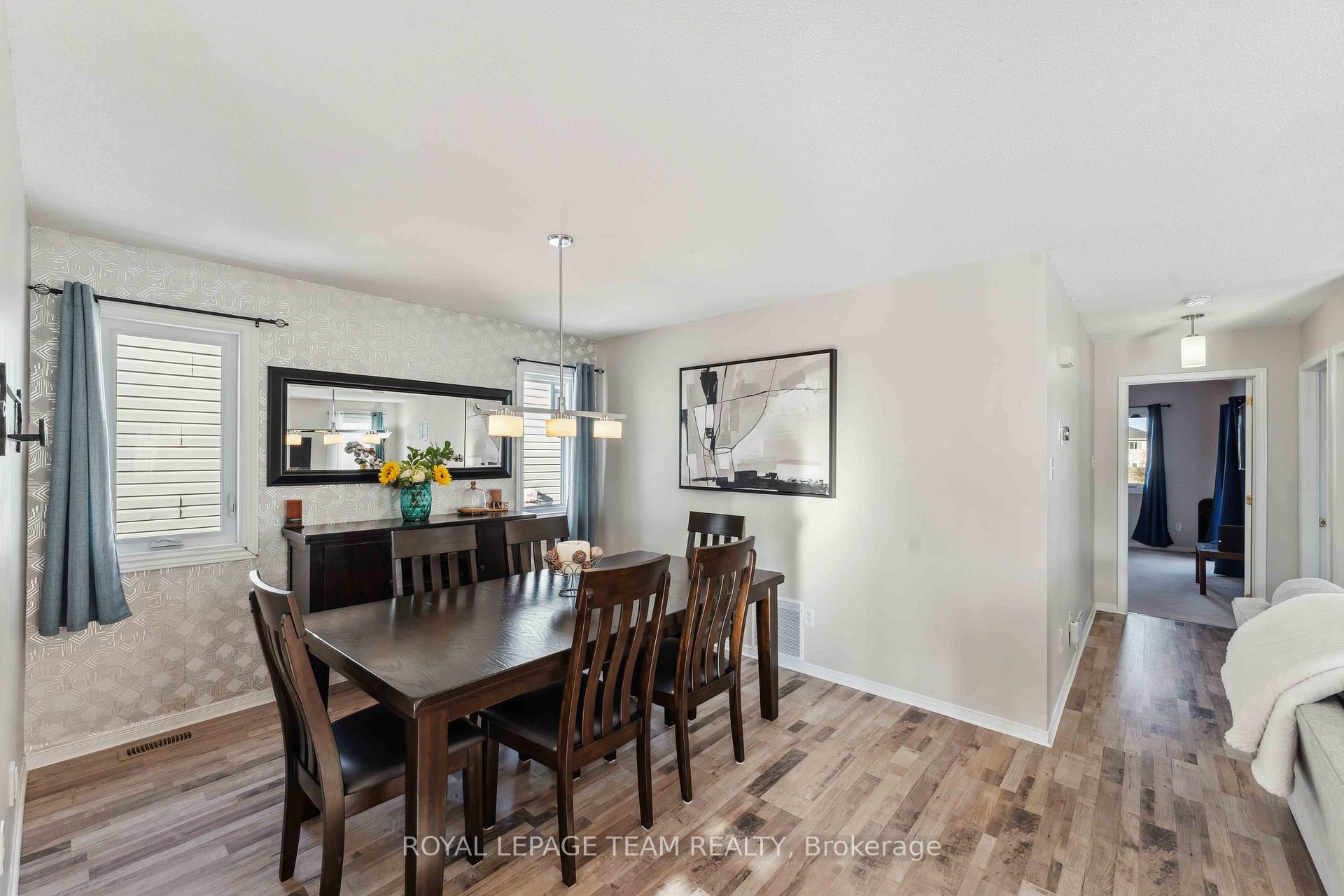 Photo 9 of 1474 Lisbon Street, Ottawa, Fallingbrook/Pineridge — HOMEH