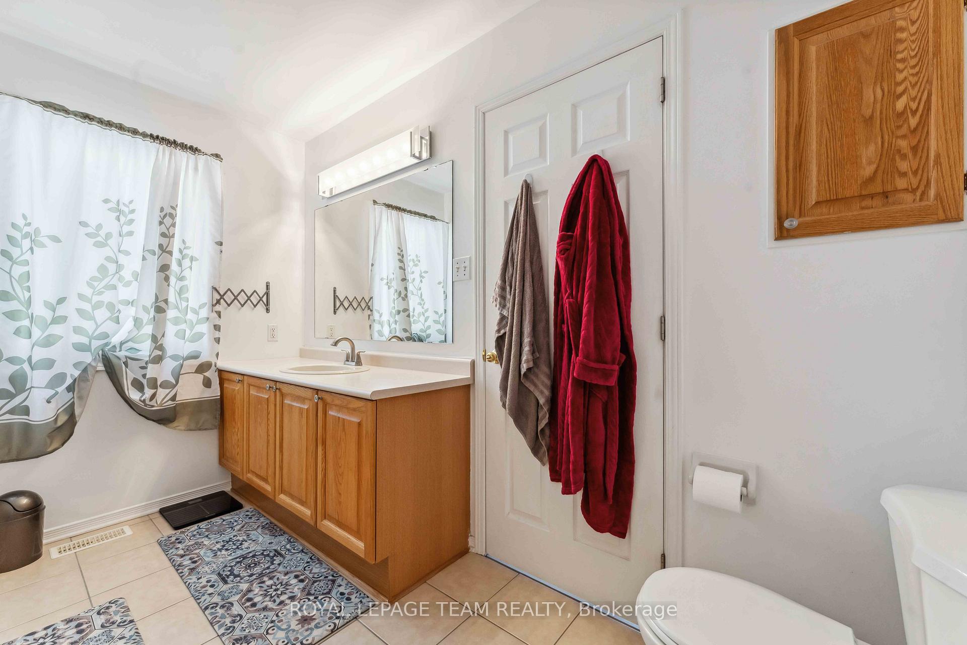 Photo 21 of 1474 Lisbon Street, Ottawa, Fallingbrook/Pineridge — HOMEH