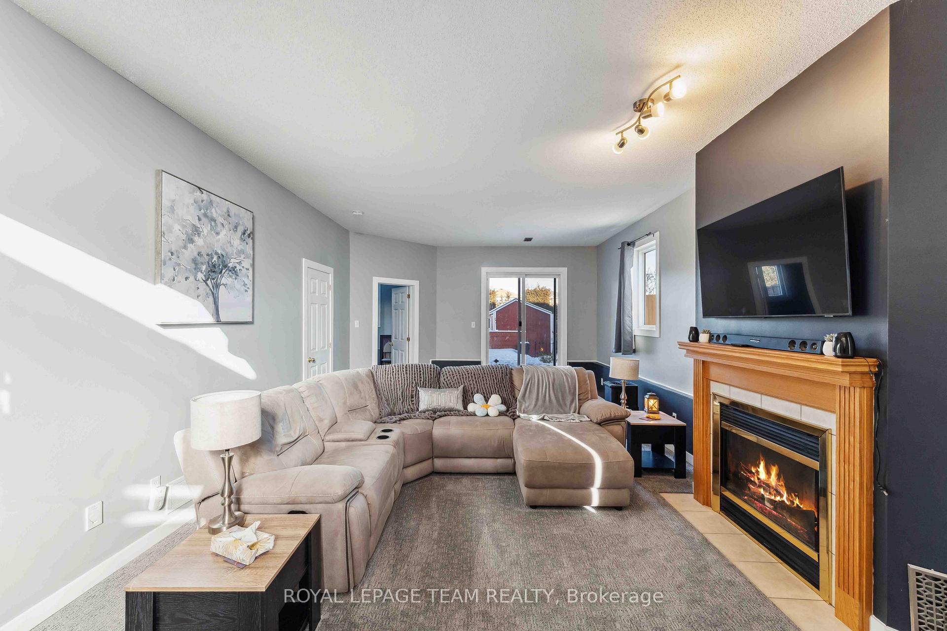Photo 29 of 1474 Lisbon Street, Ottawa, Fallingbrook/Pineridge — HOMEH