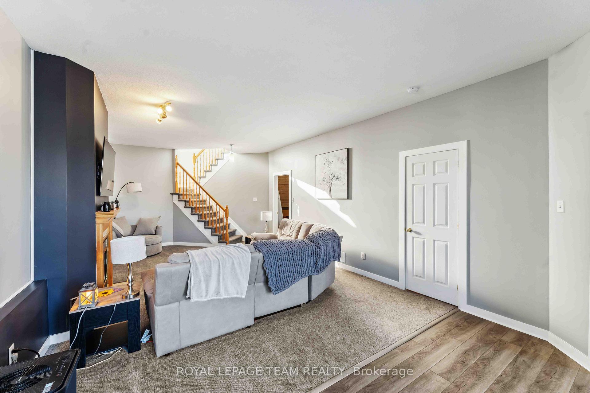 Photo 31 of 1474 Lisbon Street, Ottawa, Fallingbrook/Pineridge — HOMEH