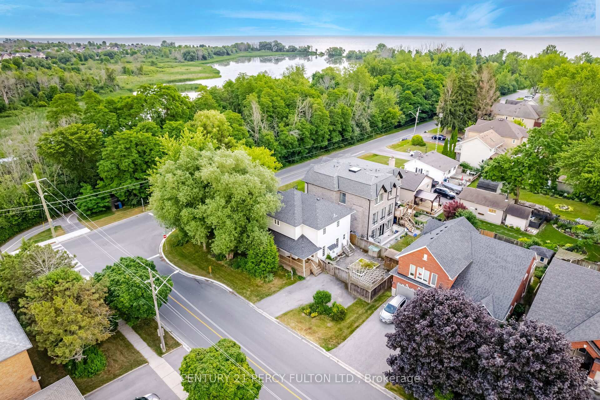 Photo 2 of 1104 Shoal Point Road, Ajax, South East — HOMEH