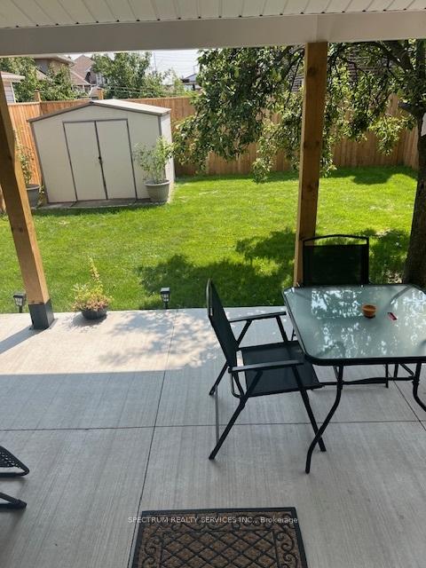 Photo 11 of 15 Albany (Middle Level) Drive, Vaughan, West Woodbridge — HOMEH
