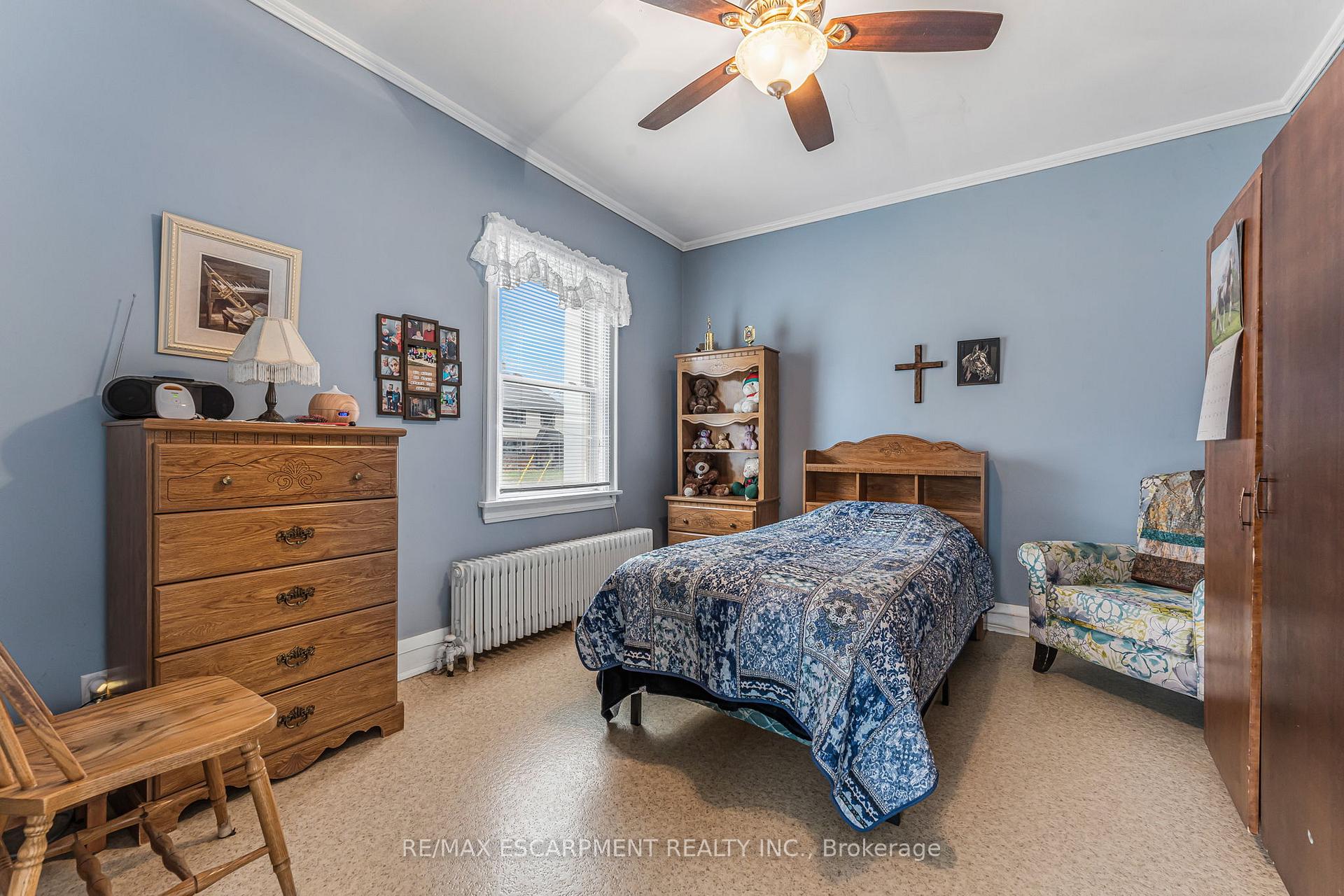 Photo 14 of 371 Niagara Street, Welland, Prince Charles — HOMEH