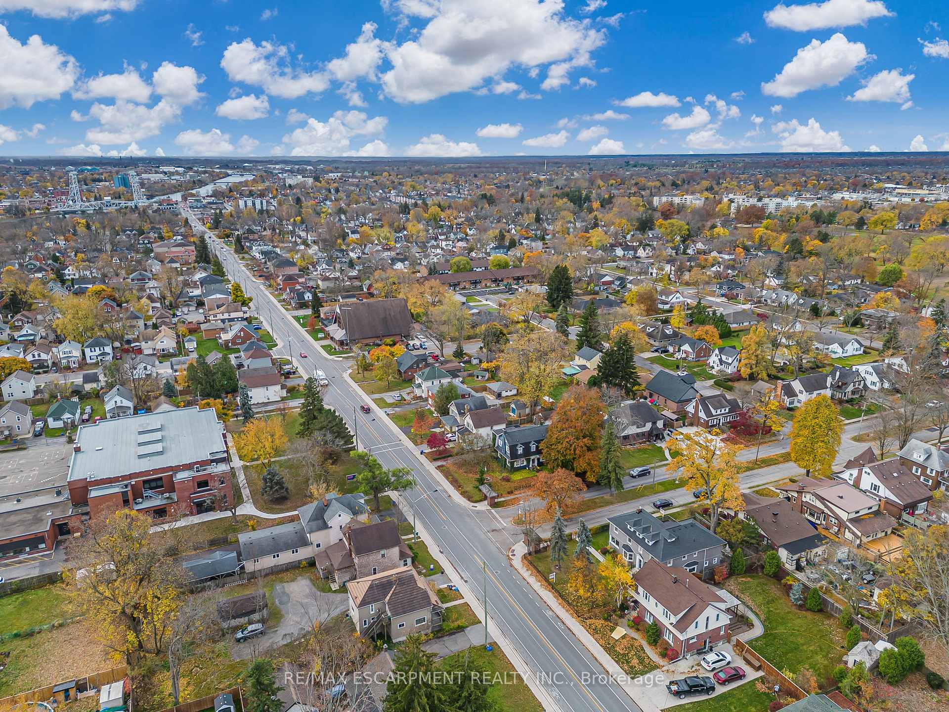 Photo 36 of 371 Niagara Street, Welland, Prince Charles — HOMEH