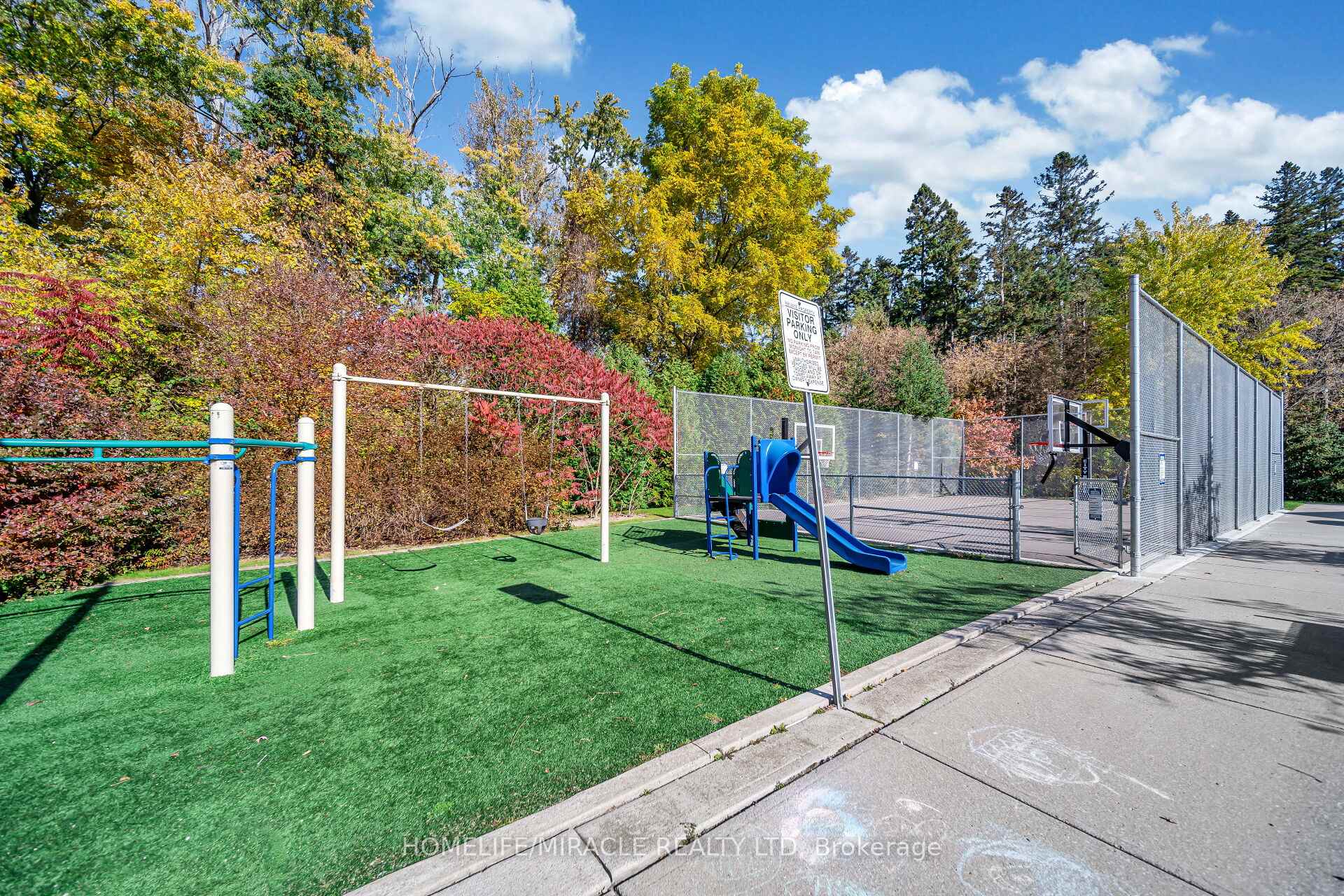 Photo 4 of Unit 77, 1850 Kingston Road, Pickering, Village East — HOMEH