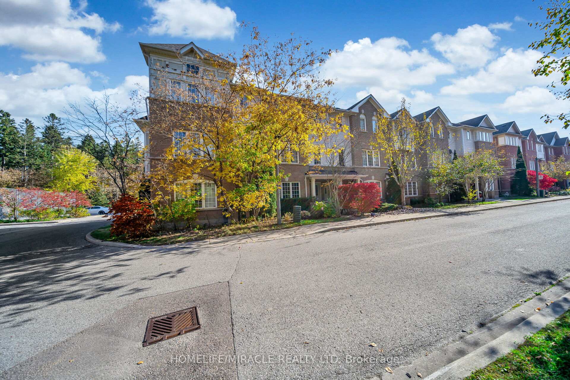 Photo 7 of Unit 77, 1850 Kingston Road, Pickering, Village East — HOMEH