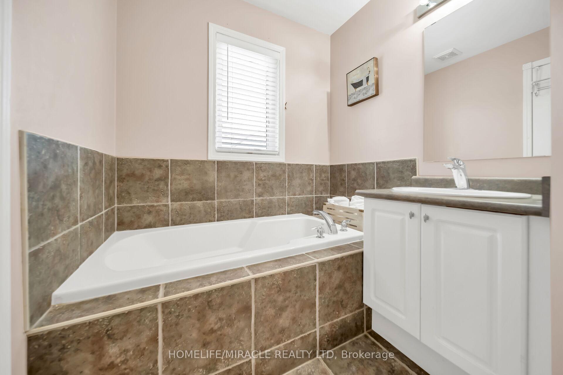 Photo 34 of Unit 77, 1850 Kingston Road, Pickering, Village East — HOMEH